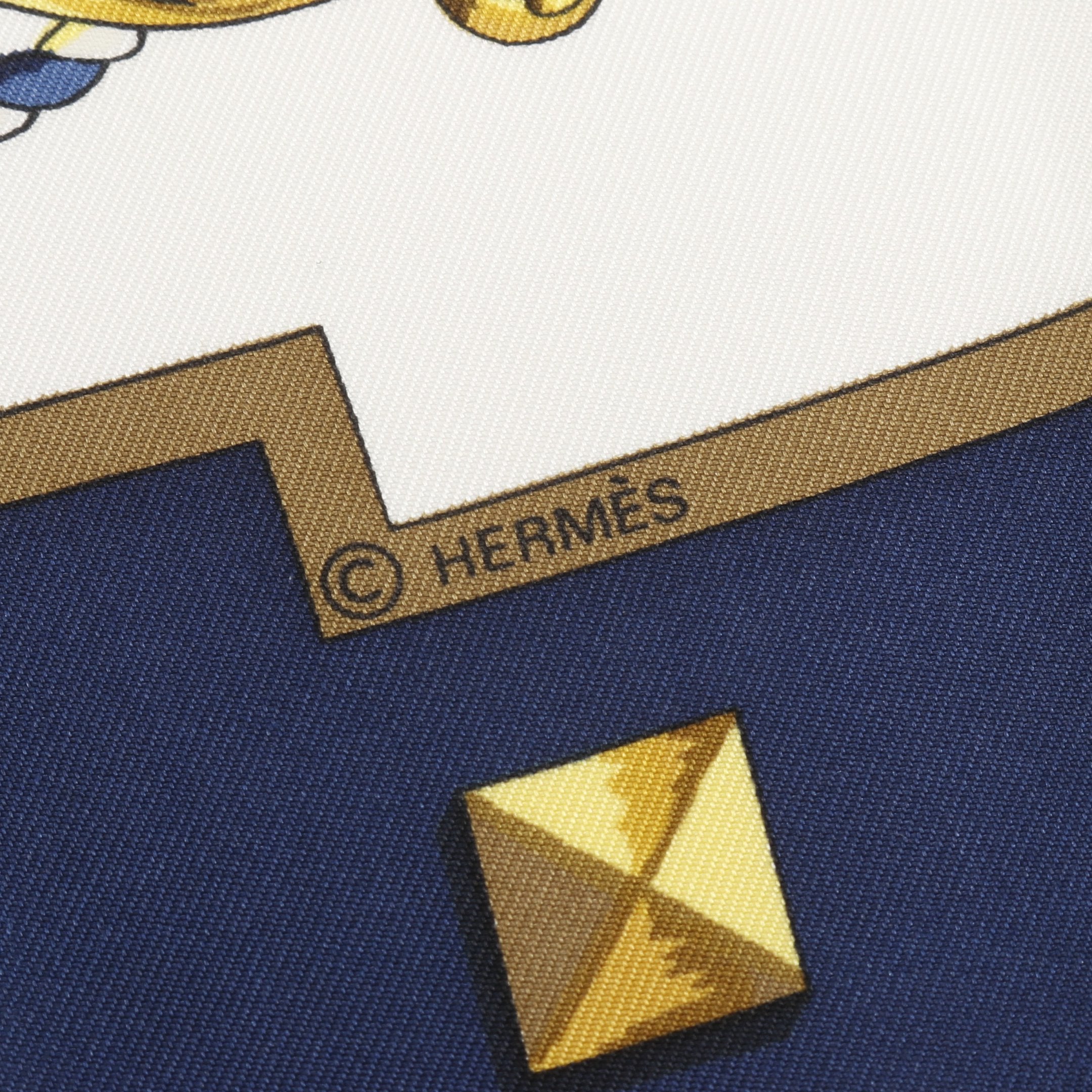 HERMES シルクスカーフ ネイビー ゴールド カレ90 HERMES シルクスカーフ ネイビー ゴールド エルメス カレ90 L'OR DES