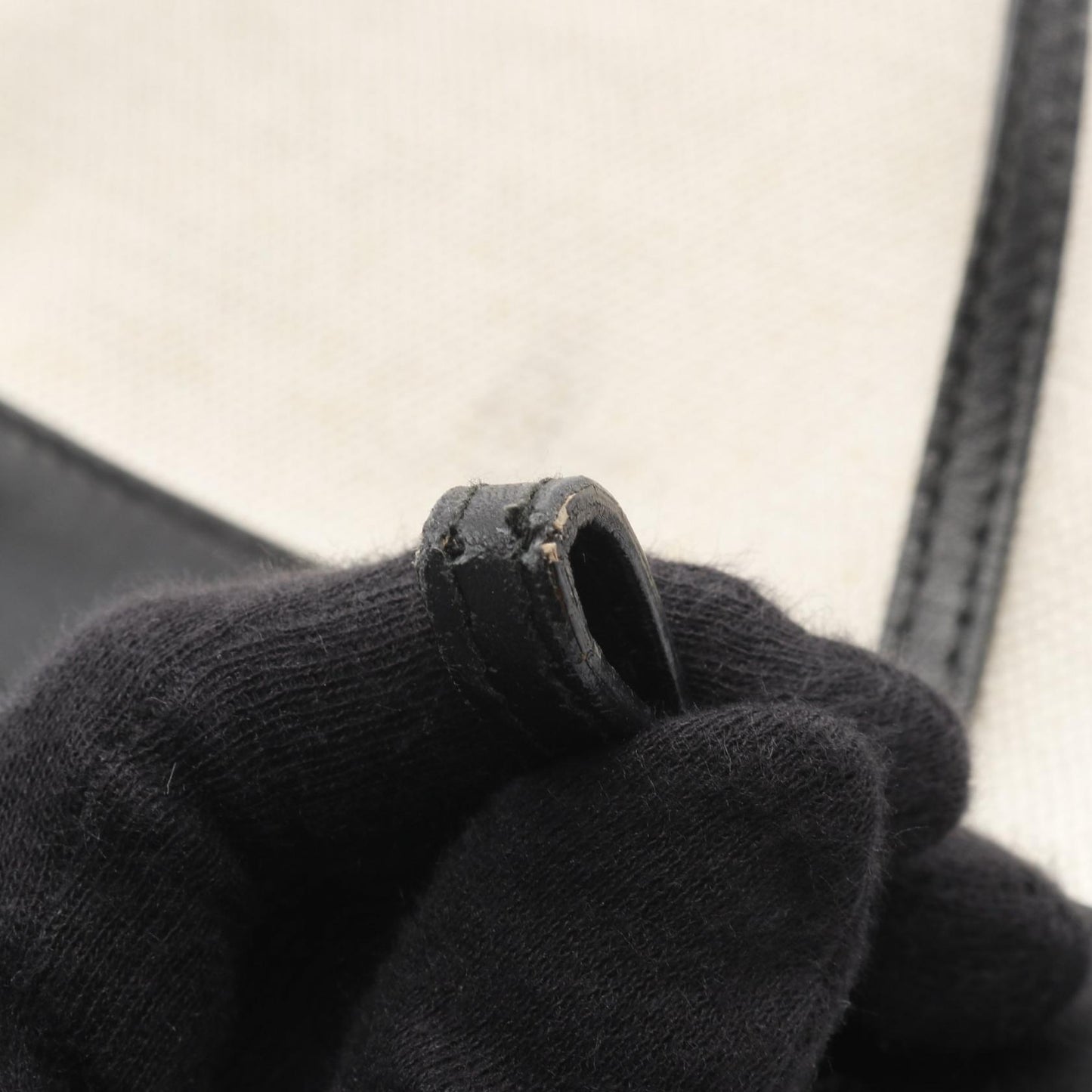 ネイビー ポシェット ショルダーバッグ キャンバス レザー アイボリー ブラック バレンシアガ バッグ BALENCIAGA