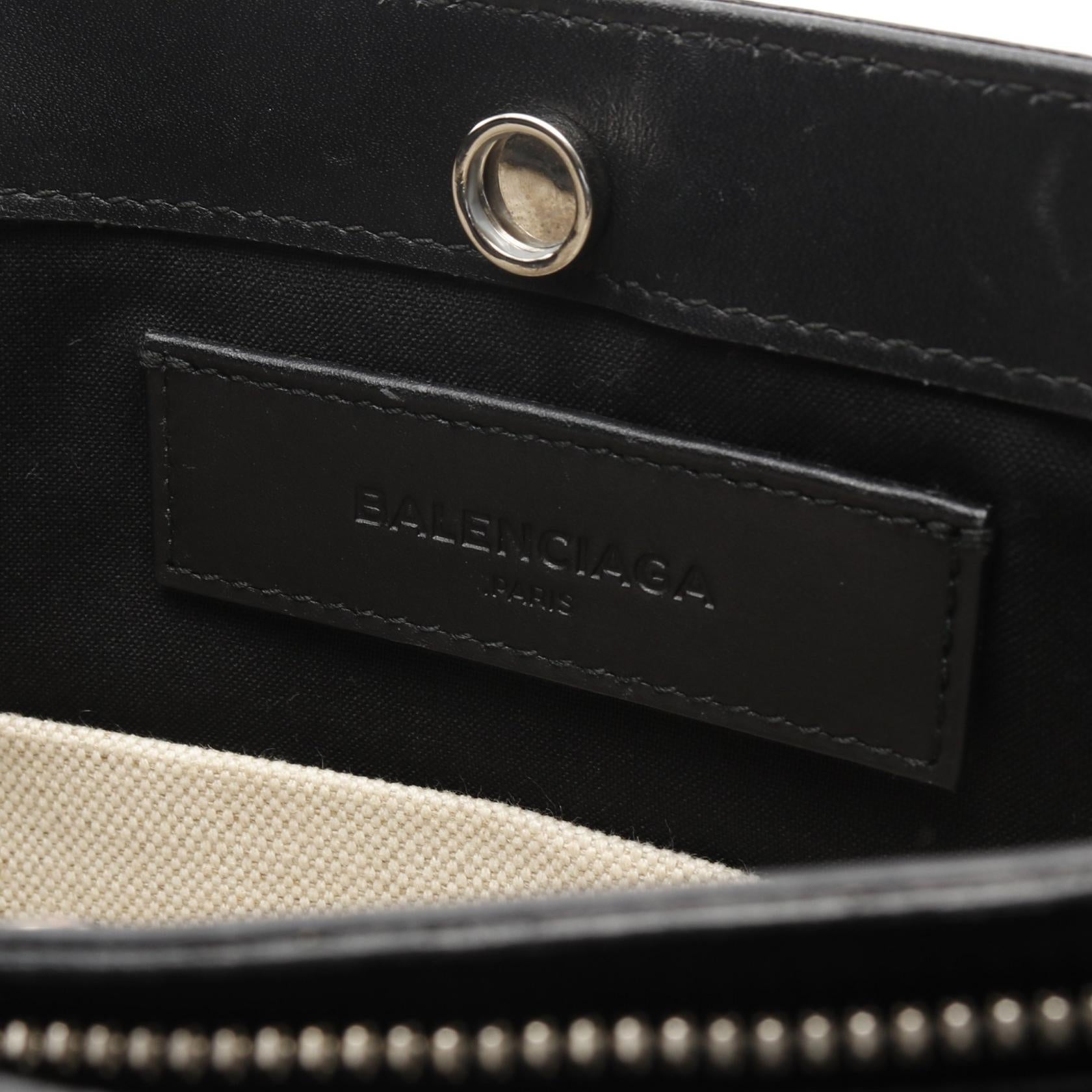 ネイビー ポシェット ショルダーバッグ キャンバス レザー アイボリー ブラック バレンシアガ バッグ BALENCIAGA