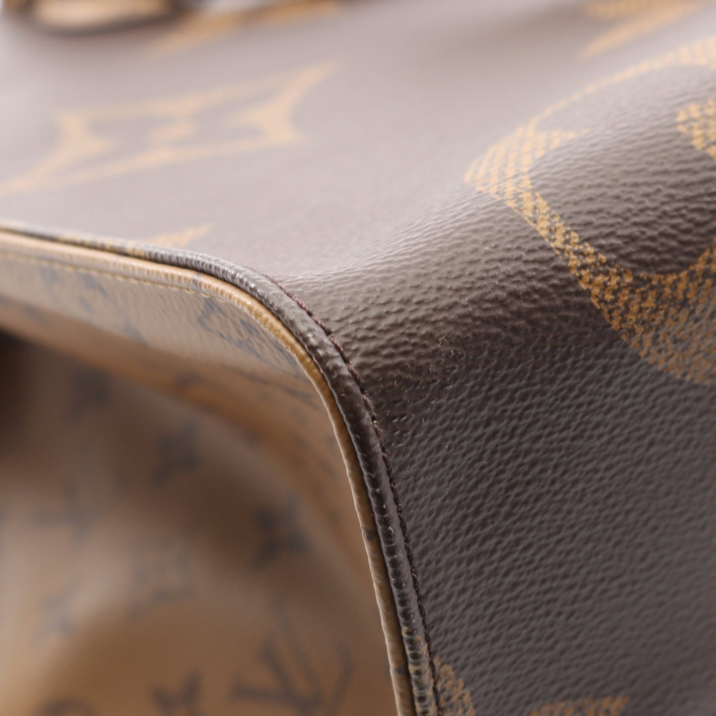オンザゴーGM モノグラムジャイアント リバース ショルダーバッグ トートバッグ PVC ブラウン ベージュ 2WAY ルイヴィトン バッグ LOUIS VUITTON