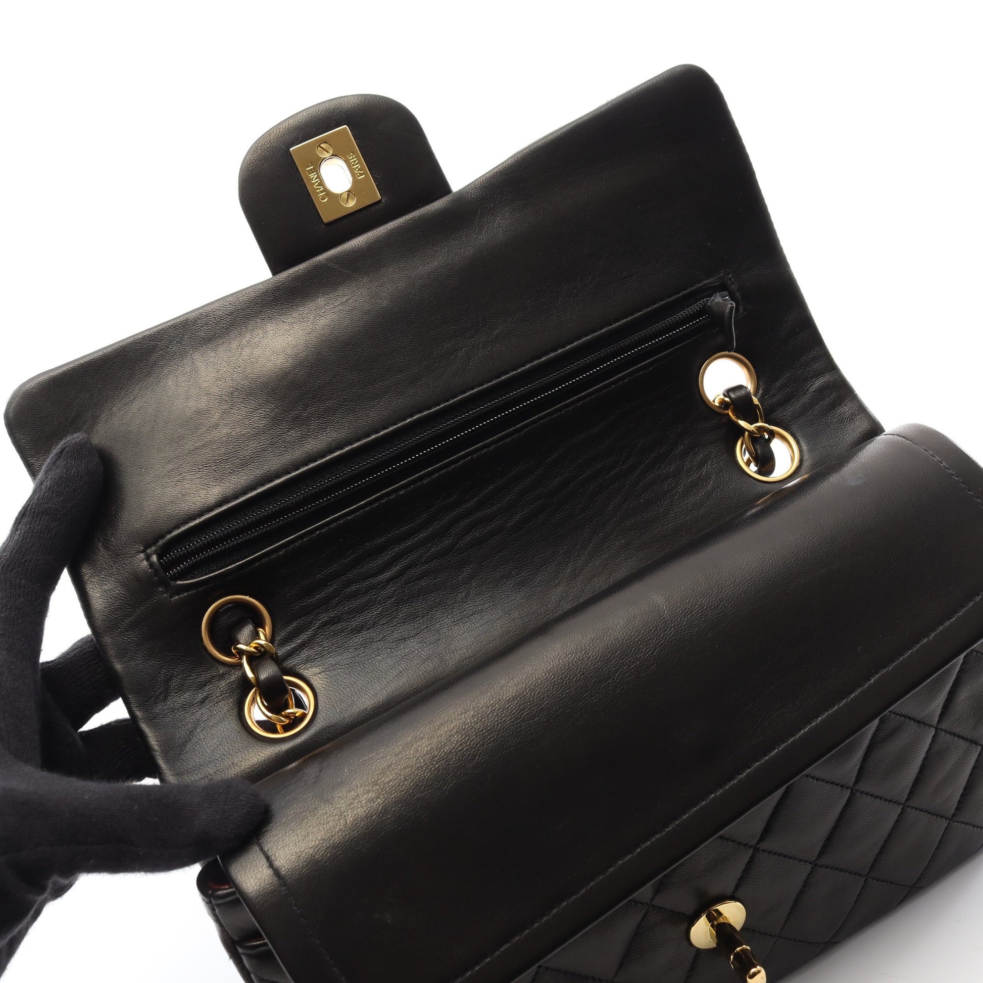 マトラッセ Wフラップ Wチェーンショルダーバッグ ラムスキン ブラック ゴールド金具 シャネル バッグ CHANEL