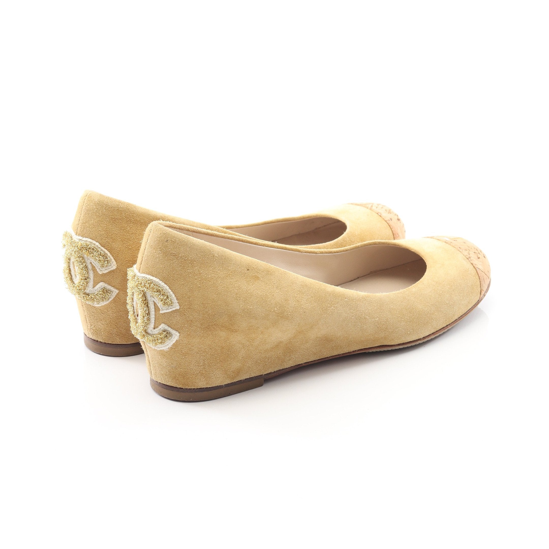 CHANEL シャネル☆ベージュスエードパンプス22.5㎝☆ショッパー付 l9U1677F9KmDnOw8eaAMnRbP0V21Jy