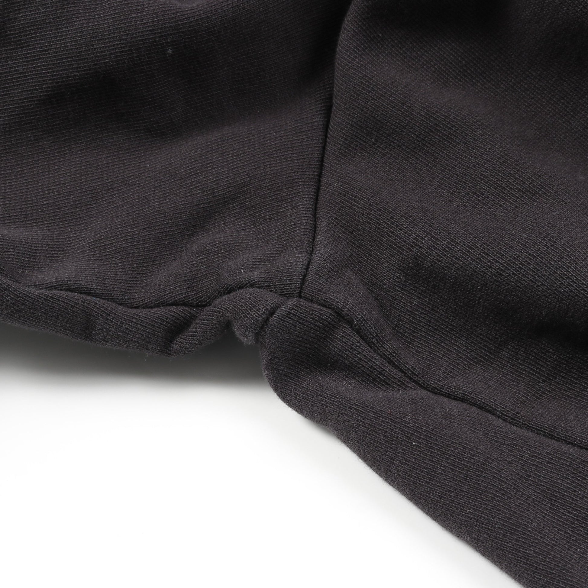 A.P.C. × JJJJOUND プルオーバーパーカー ロゴ刺繍 コットン ブラック アーペーセー トップス A.P.C.
