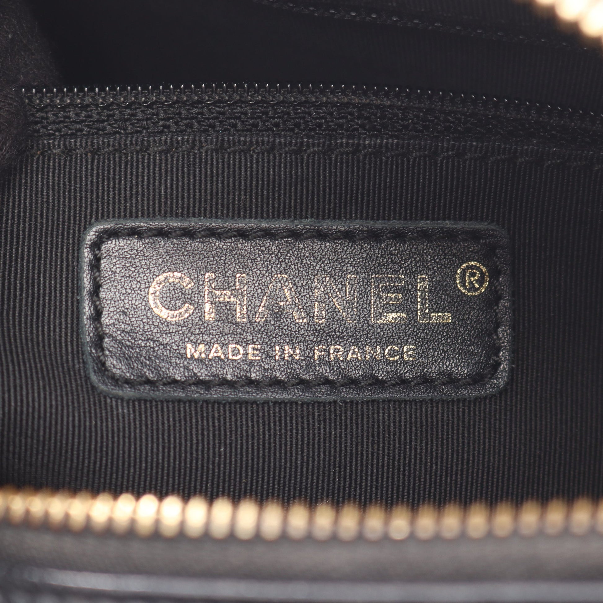 マトラッセ チェーンショルダーバッグ キャビアスキン ブラック ゴールド金具 シャネル バッグ CHANEL