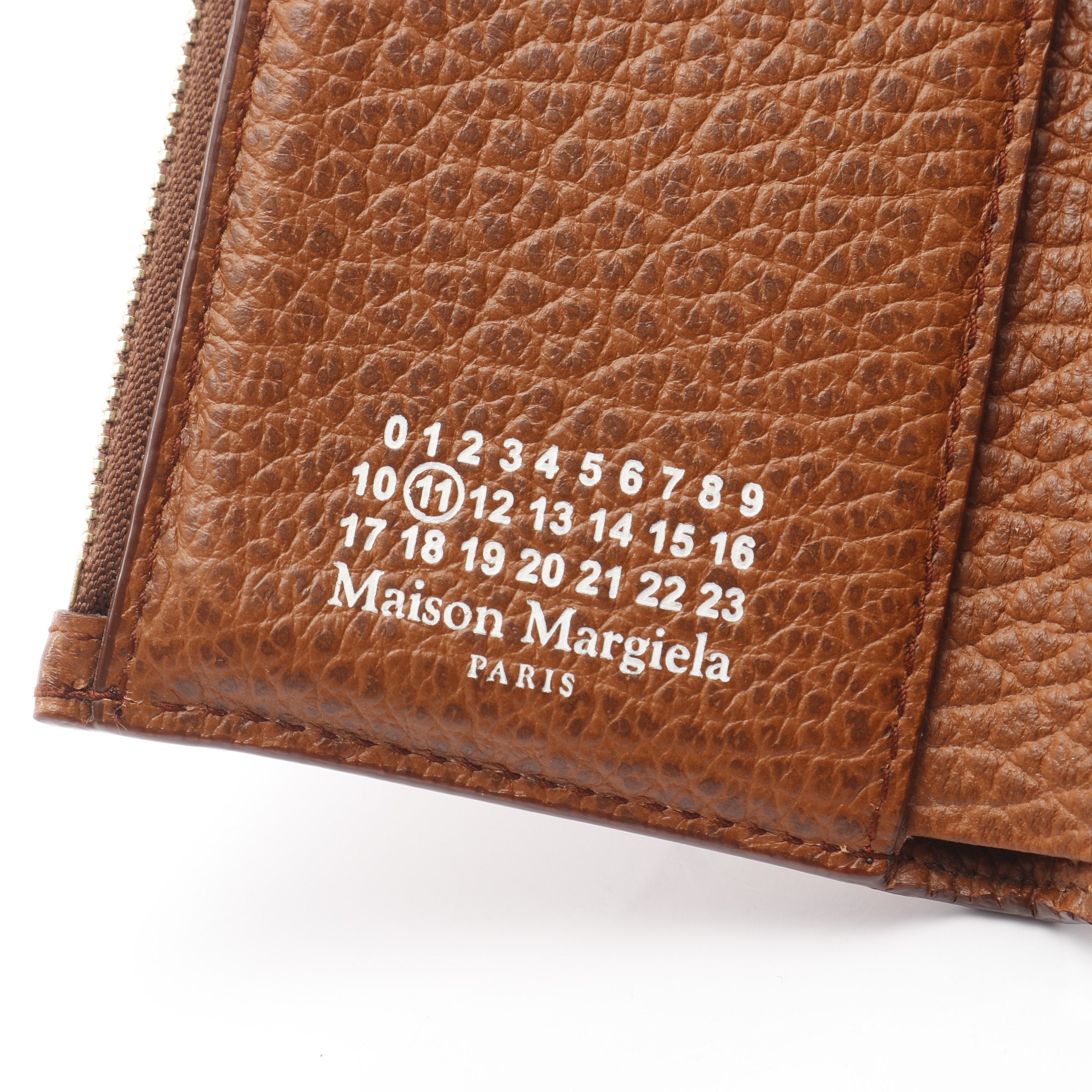 美品✨メゾンマルジェラ　三つ折り財布 4ステッチ ブラウン 茶色 4ステッチ コンパクトウォレット 三つ折り財布 レザー ブラウン メゾン