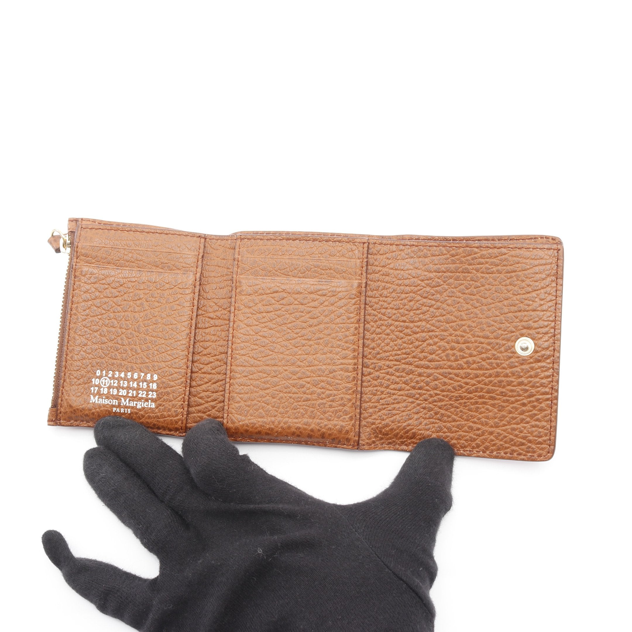 Maison Margiela 11 メゾンマルジェラ11 三つ折り財布 4ステッチ コンパクトウォレット Maison Margiela（メゾンマルジェラ） 11 三つ折り財布 SA2UI0005