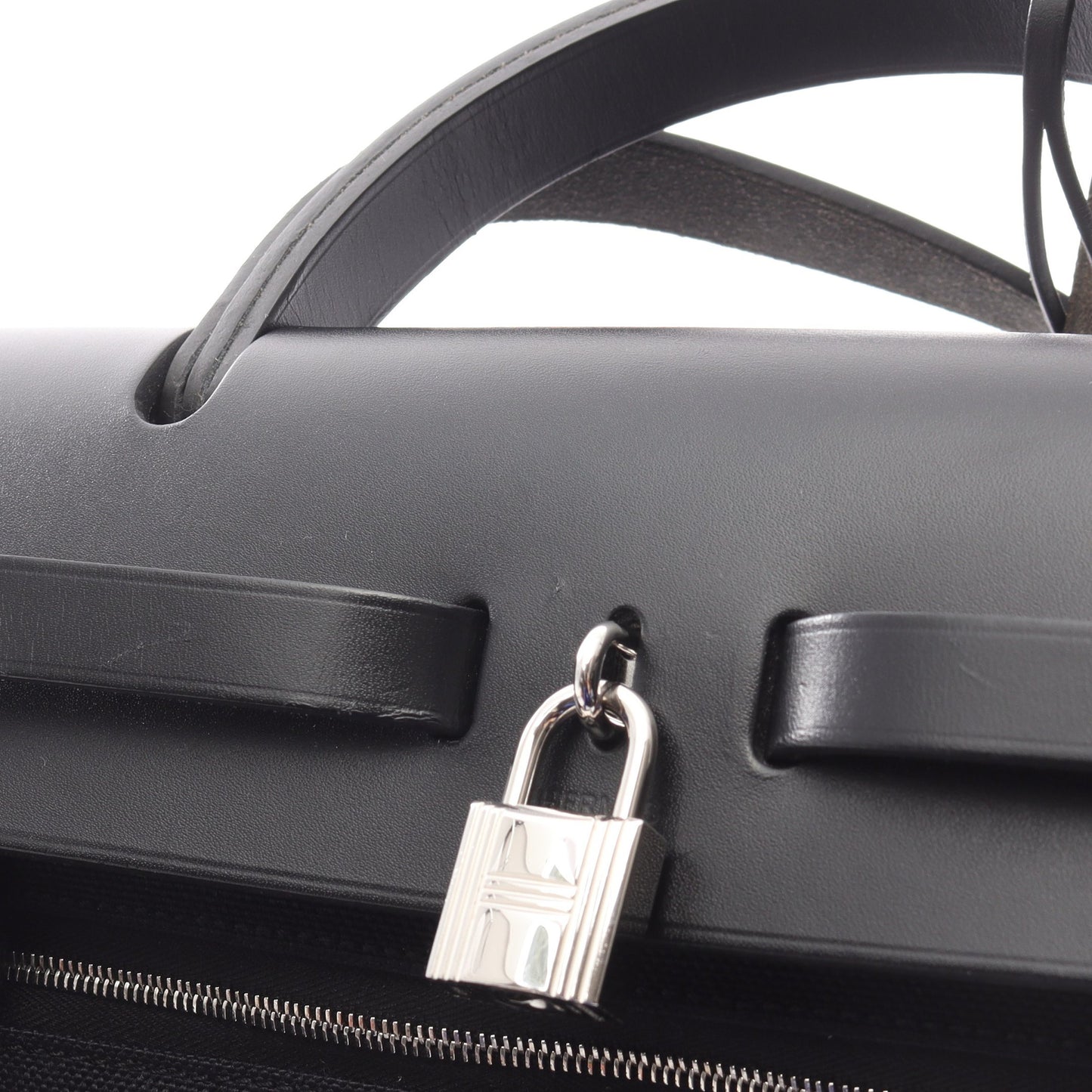 エールバッグジップPM ハンドバッグ トワルミリタリー ヴァッシュハンター ブラック シルバー金具 C刻印 エルメス バッグ HERMES