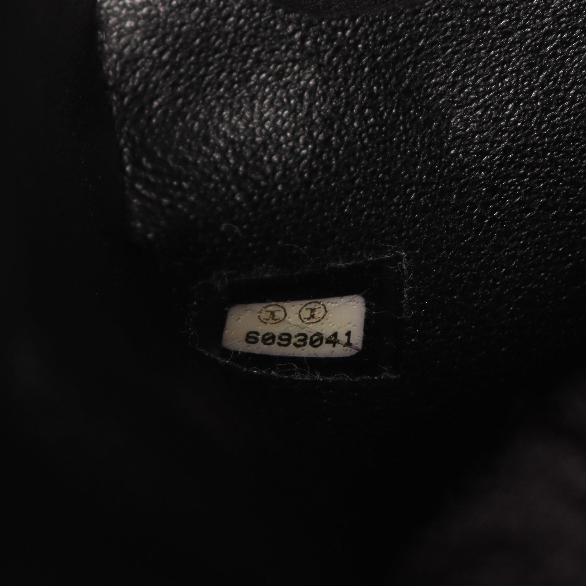 マトラッセ ハンドバッグ キャビアスキン ブラック シルバー金具 シャネル バッグ CHANEL