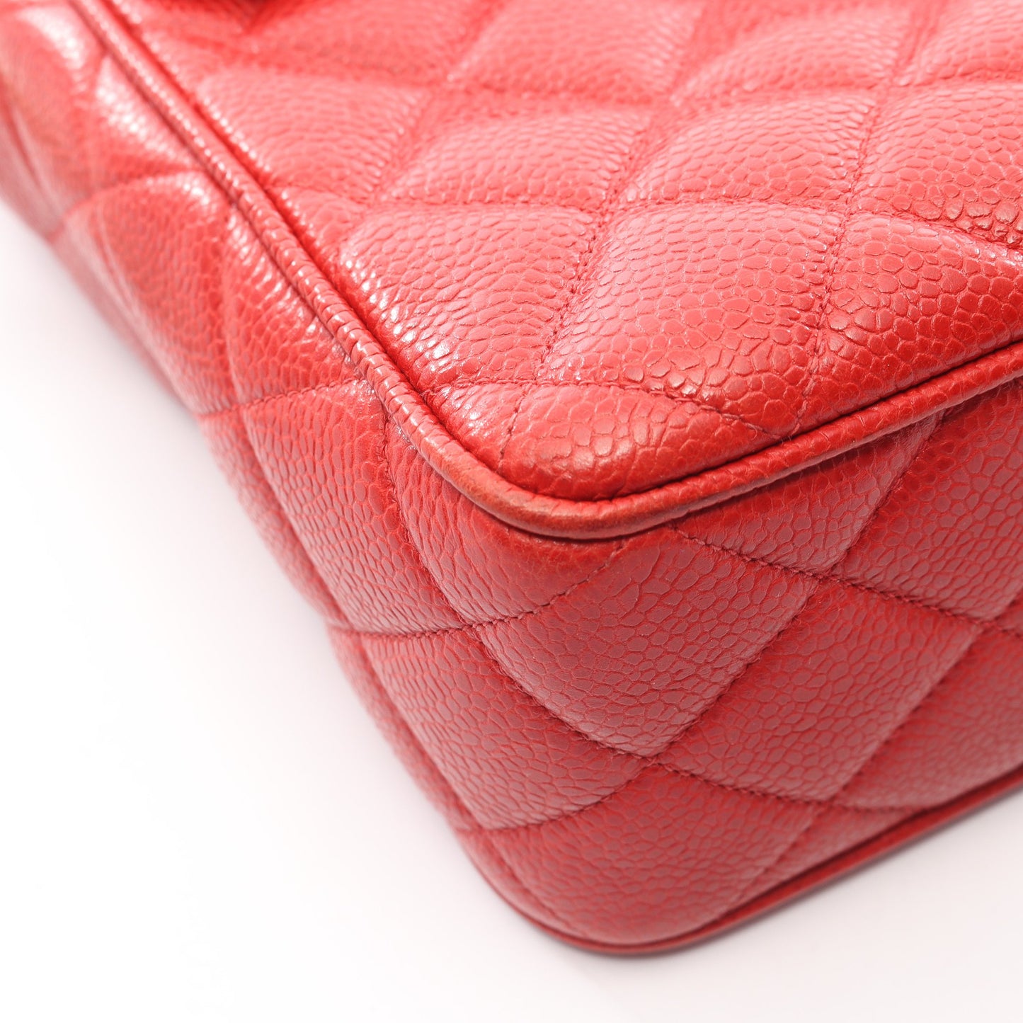 マトラッセ チェーンショルダーバッグ キャビアスキン レッド ゴールド金具 シャネル バッグ CHANEL