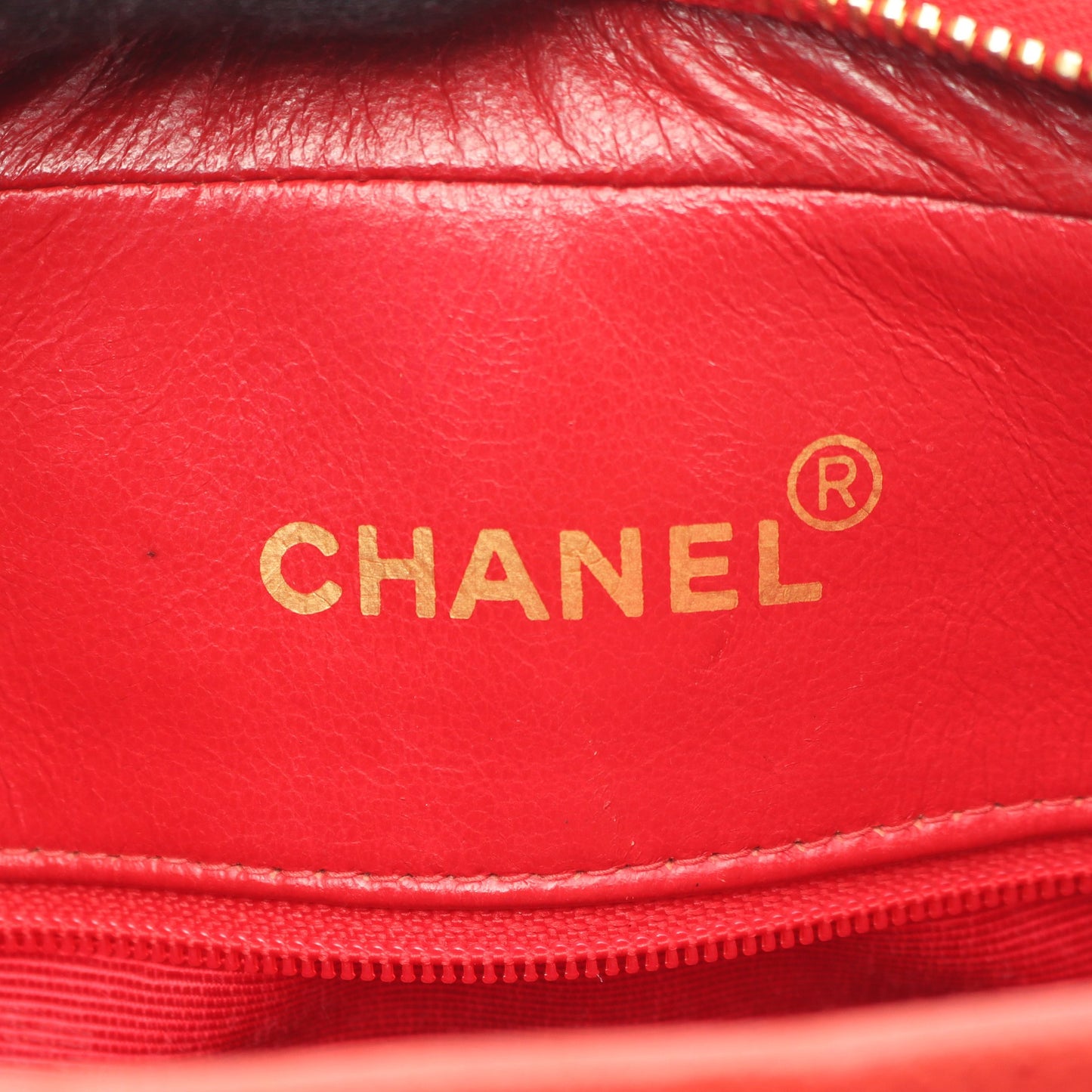 マトラッセ チェーンショルダーバッグ キャビアスキン レッド ゴールド金具 シャネル バッグ CHANEL