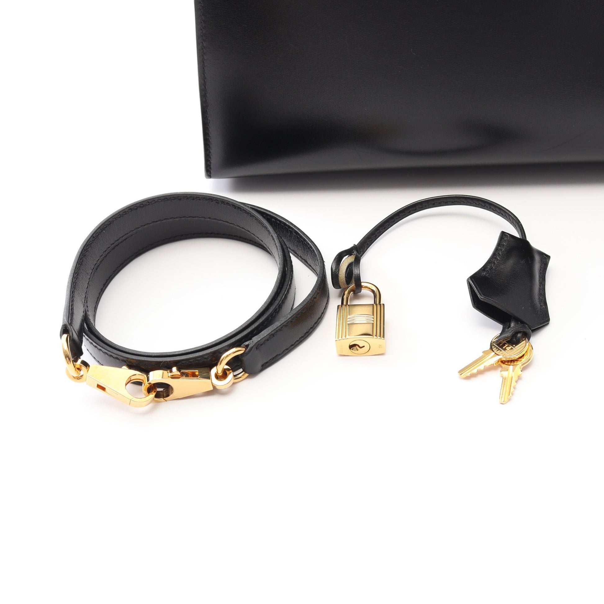 ケリー32 ハンドバッグ ボックスカーフ ブラック ゴールド金具 外縫い 2WAY □L刻印 エルメス バッグ HERMES