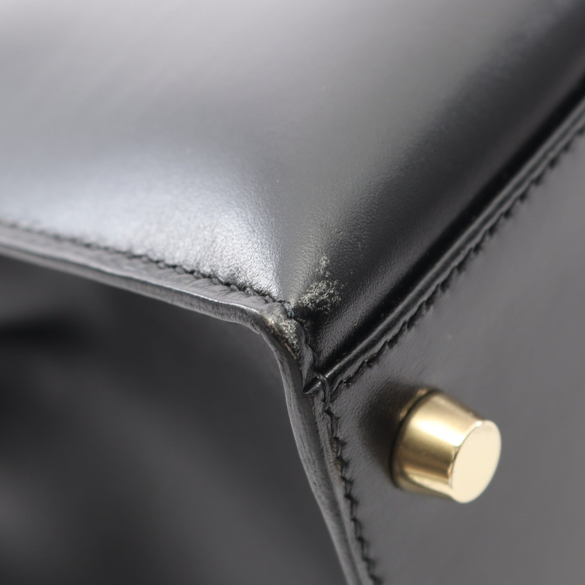 ケリー32 ハンドバッグ ボックスカーフ ブラック ゴールド金具 外縫い 2WAY □L刻印 エルメス バッグ HERMES