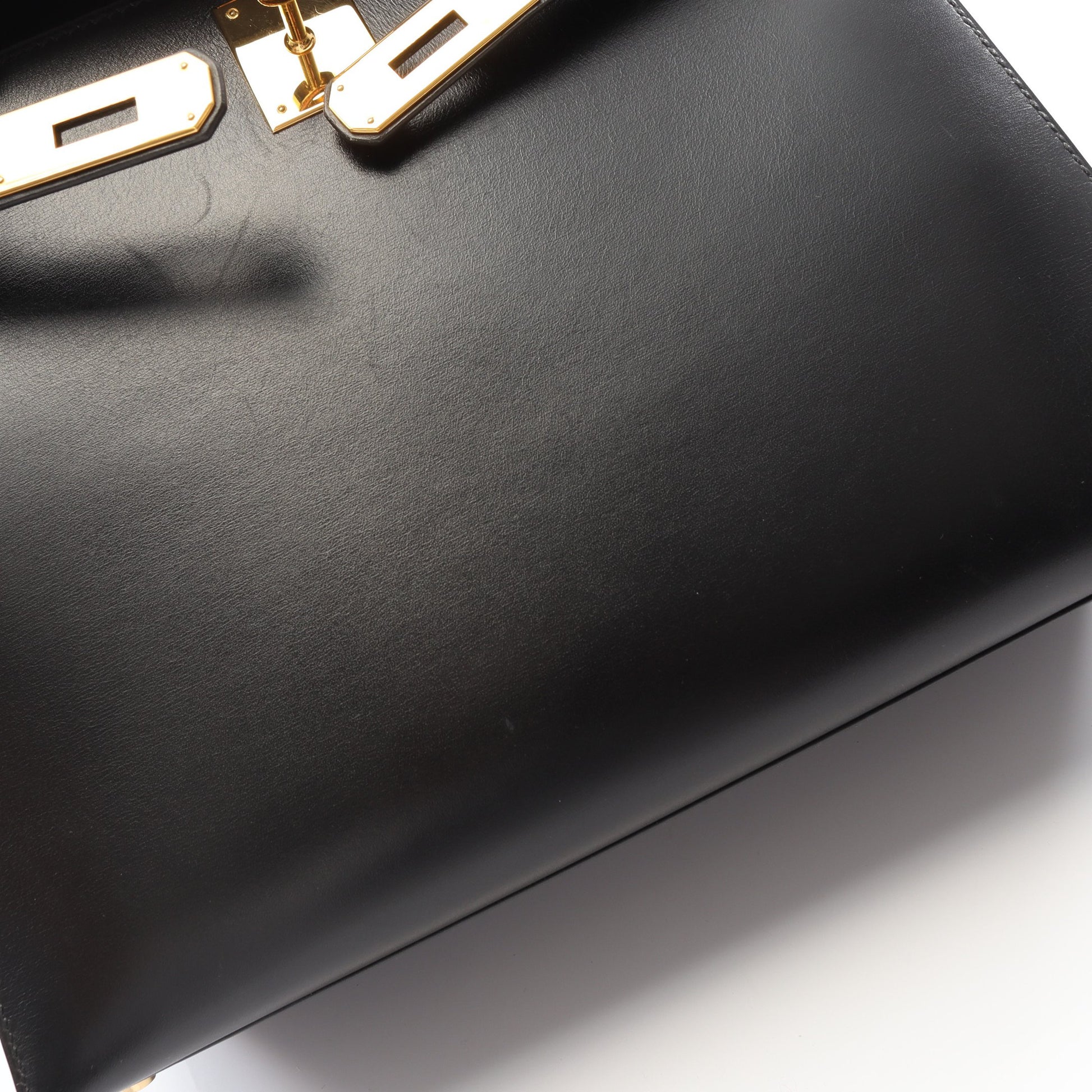 ケリー28 ハンドバッグ ボックスカーフ ブラック ゴールド金具 外縫い 2WAY エルメス バッグ HERMES