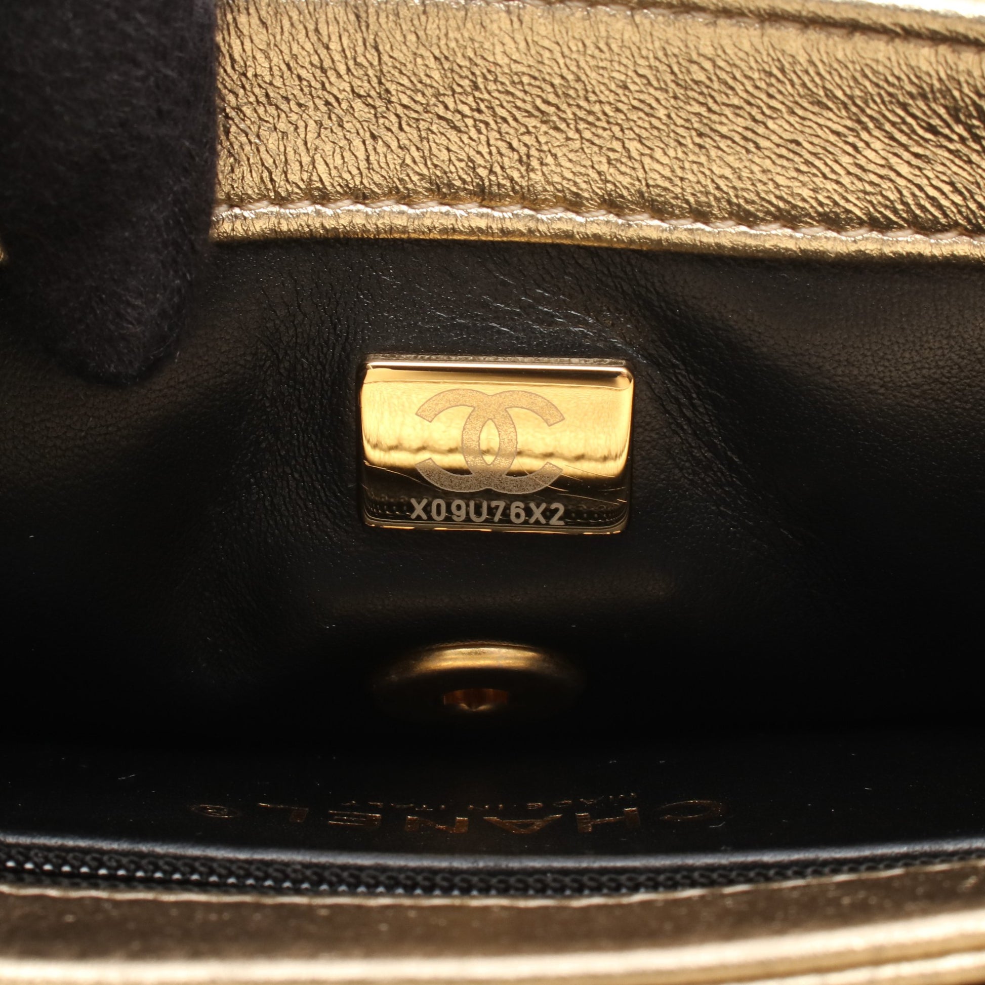マトラッセ チェーンショルダーバッグ レザー ゴールド ゴールド金具 シャネル バッグ CHANEL