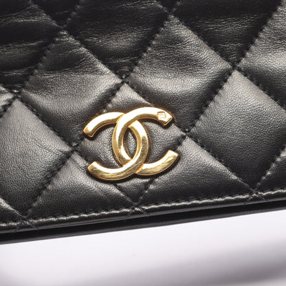ミニマトラッセ フルフラップ チェーンショルダーバッグ ラムスキン ブラック ゴールド金具 シャネル バッグ CHANEL