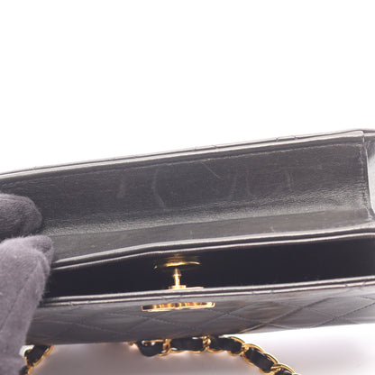ミニマトラッセ フルフラップ チェーンショルダーバッグ ラムスキン ブラック ゴールド金具 シャネル バッグ CHANEL