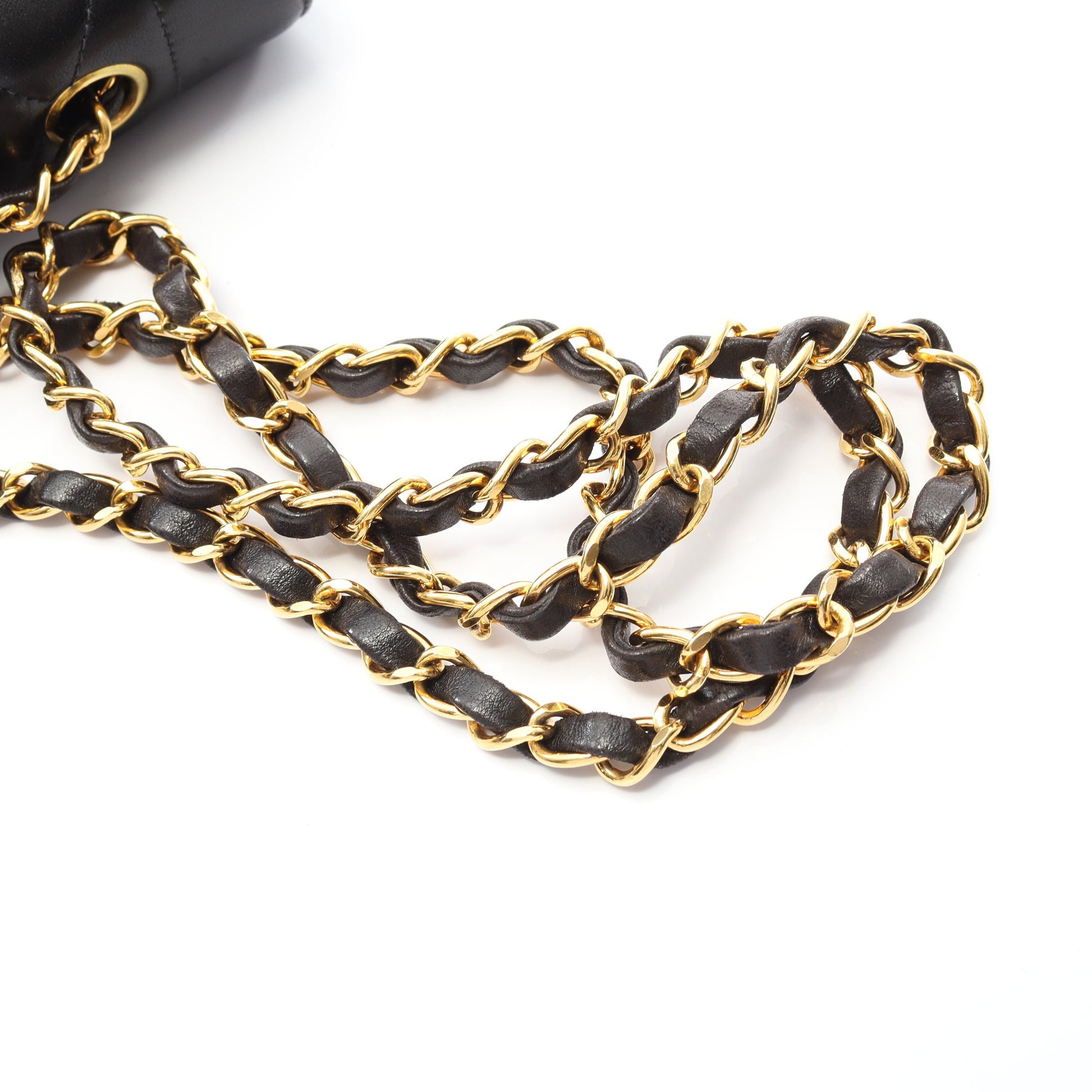 マトラッセ ダイアナフラップ チェーンショルダーバッグ ラムスキン ブラック ゴールド金具 シャネル バッグ CHANEL
