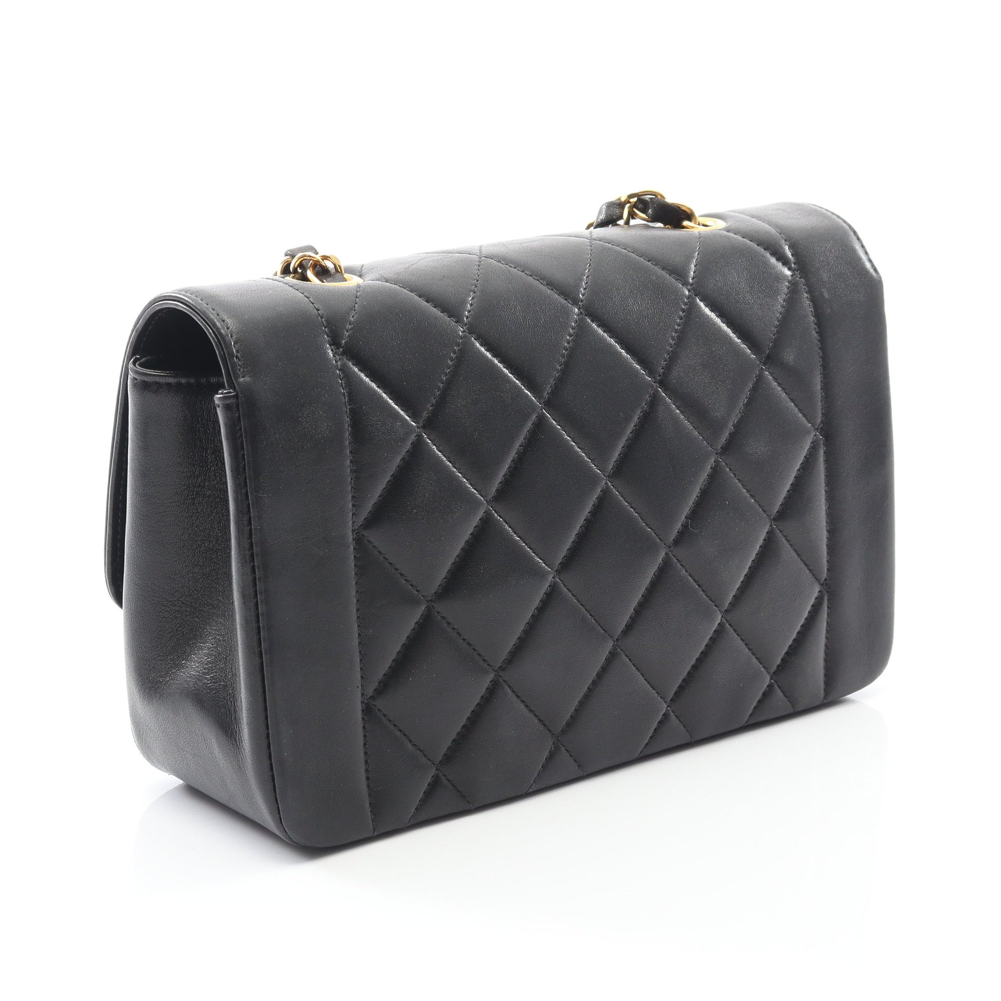 マトラッセ ダイアナフラップ チェーンショルダーバッグ ラムスキン ブラック ゴールド金具 シャネル バッグ CHANEL