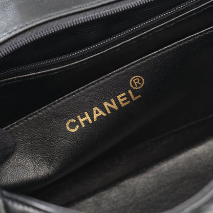 マトラッセ ダイアナフラップ チェーンショルダーバッグ ラムスキン ブラック ゴールド金具 シャネル バッグ CHANEL