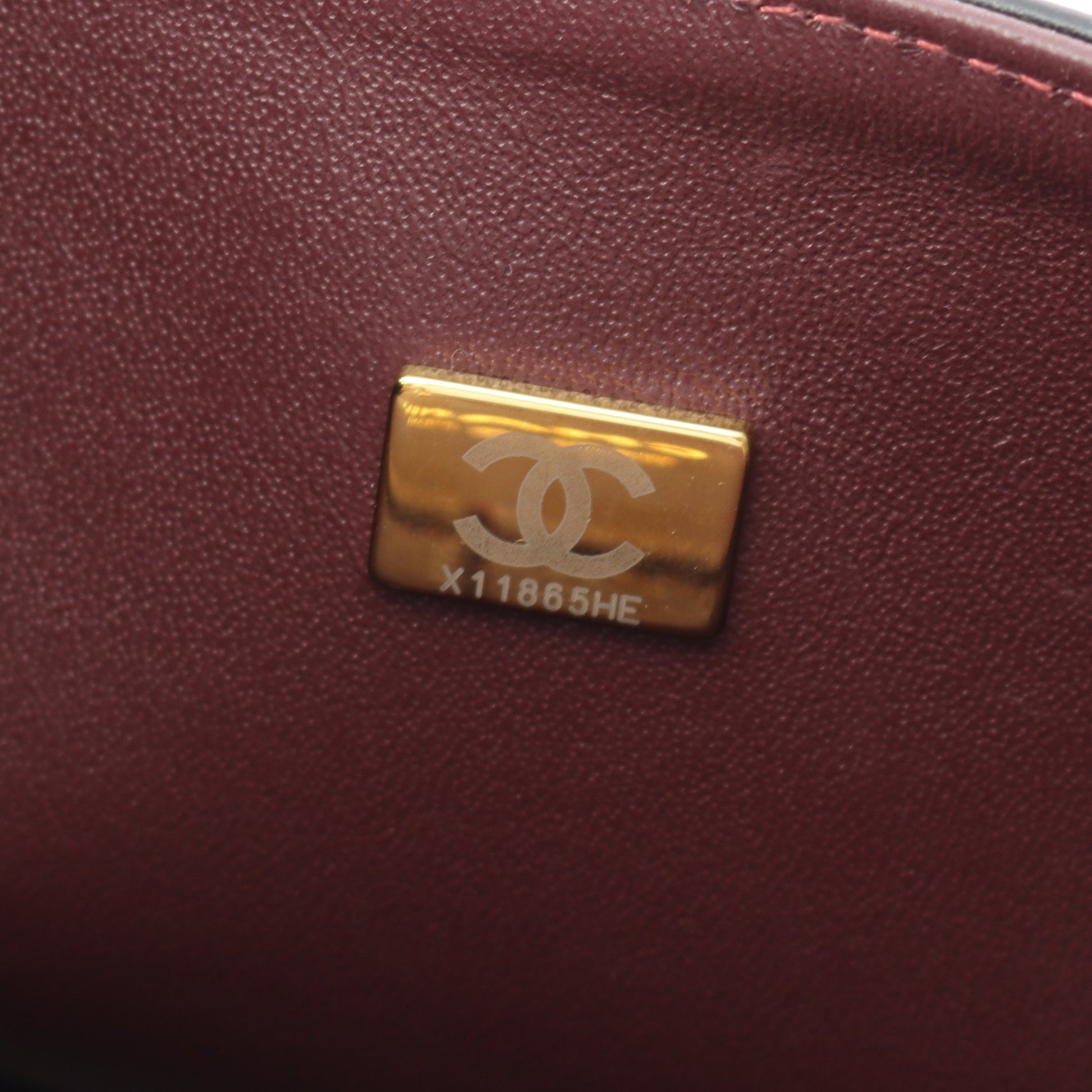 マトラッセ Wフラップ Wチェーンショルダーバッグ ラムスキン ブラック ゴールド金具 シャネル バッグ CHANEL