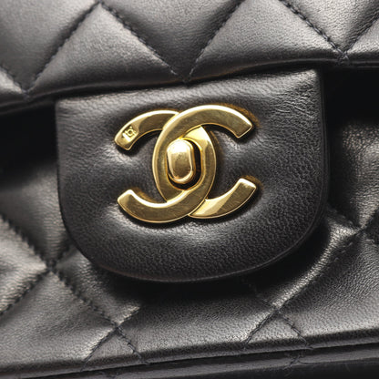 マトラッセ Wフラップ Wチェーンショルダーバッグ ラムスキン ブラック ゴールド金具 シャネル バッグ CHANEL