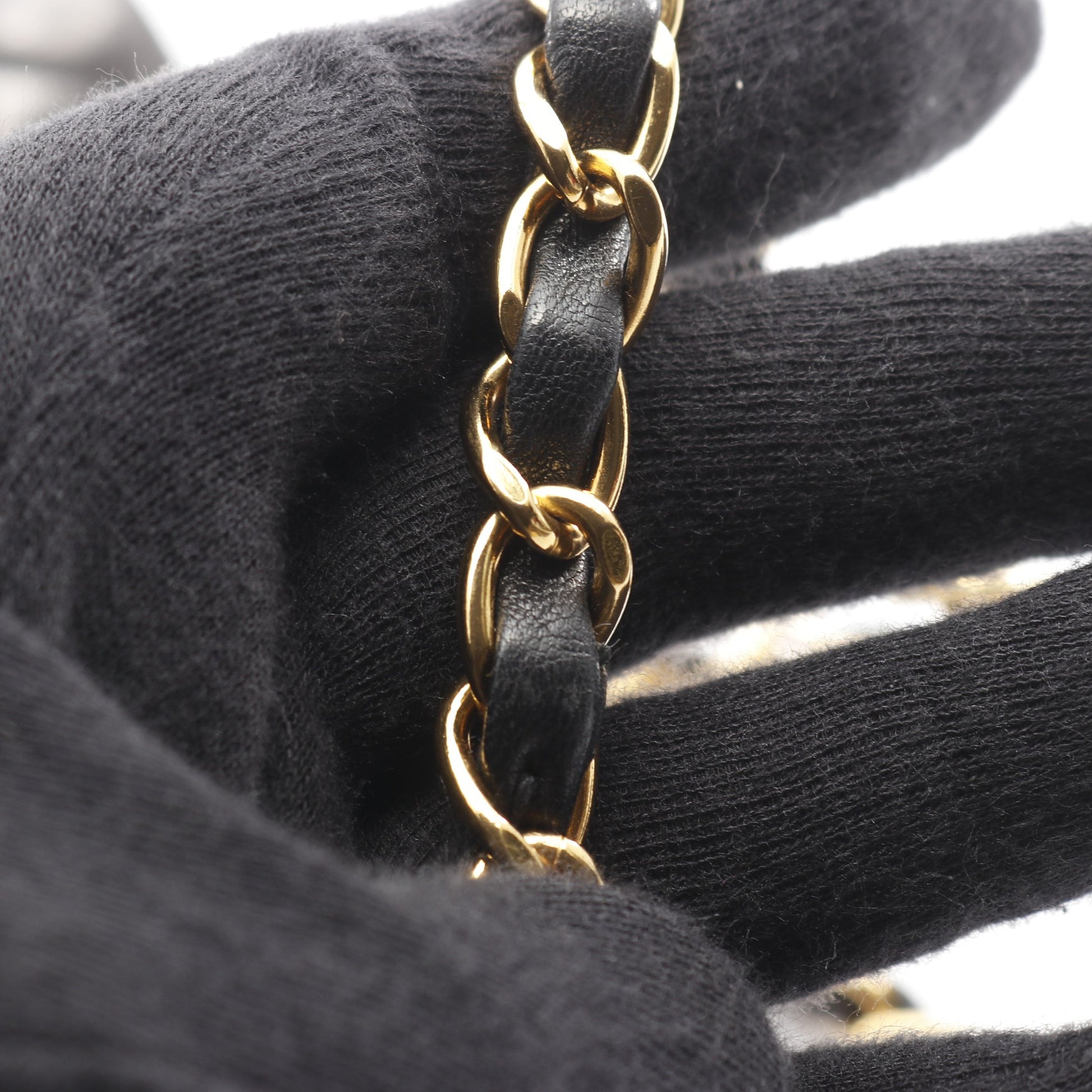 マトラッセ Wフラップ Wチェーンショルダーバッグ ラムスキン ブラック ゴールド金具 シャネル バッグ CHANEL