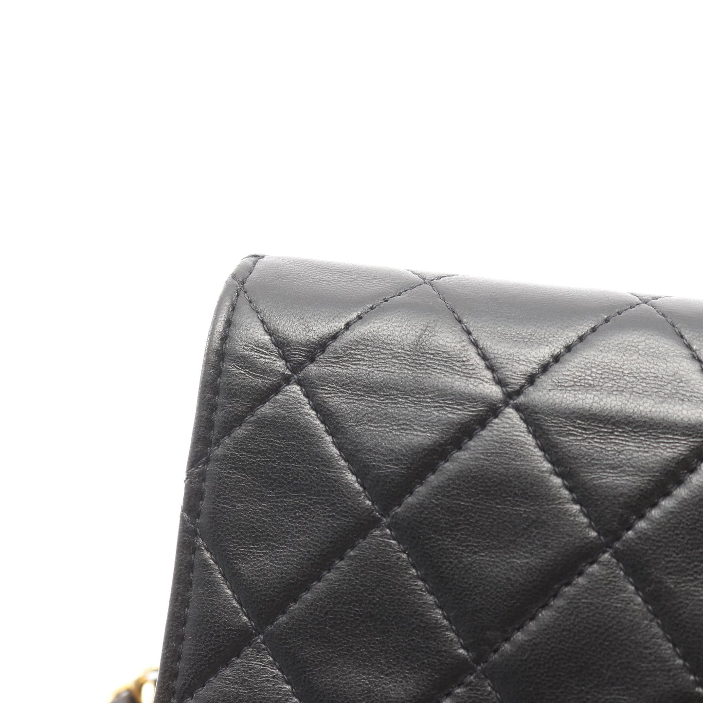 ミニマトラッセ フルフラップ チェーンショルダーバッグ ラムスキン ブラック ゴールド金具 シャネル バッグ CHANEL