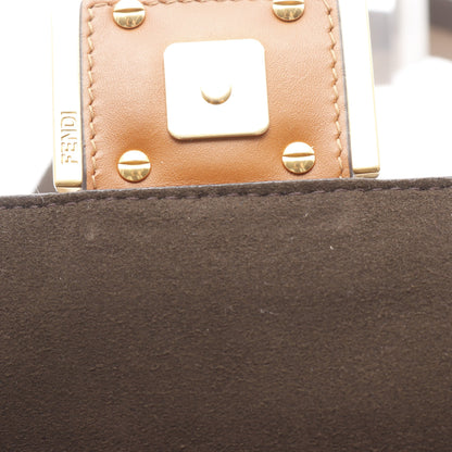 FLAT BAGUETTE ショルダーバッグ レザー キャンバス ブラウン フェンディ バッグ FENDI