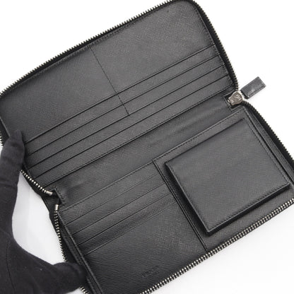 ラウンドファスナー長財布 型押しロゴ サフィアーノレザー ブラック プラダ 財布・小物 PRADA