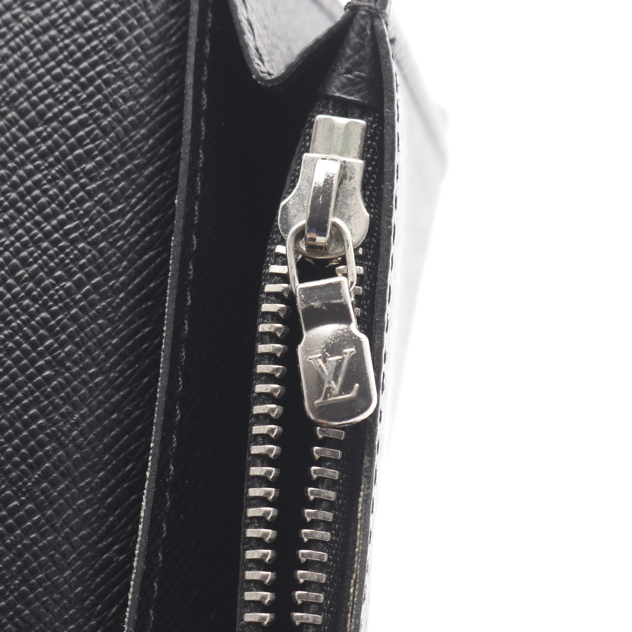 ルイ ヴィトン◎ポルトフォイユ ブラザ エピ ノワール ブラック 長財布 二つ折 ポルトフォイユ ブラザ エピ ノワール 二つ折り長財布 レザー