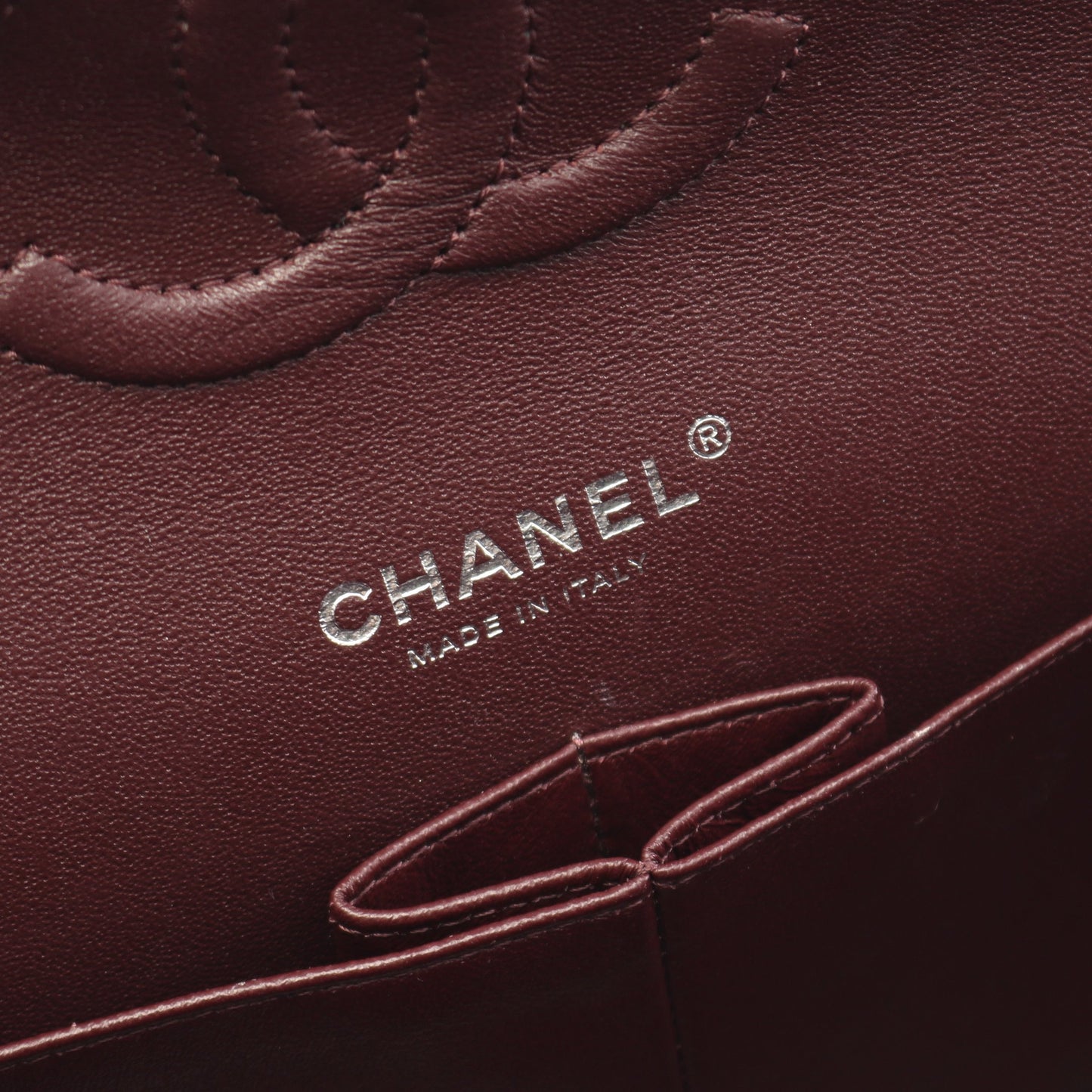 マトラッセ Wフラップ Wチェーンショルダーバッグ キャビアスキン ブラック シルバー金具 シャネル バッグ CHANEL