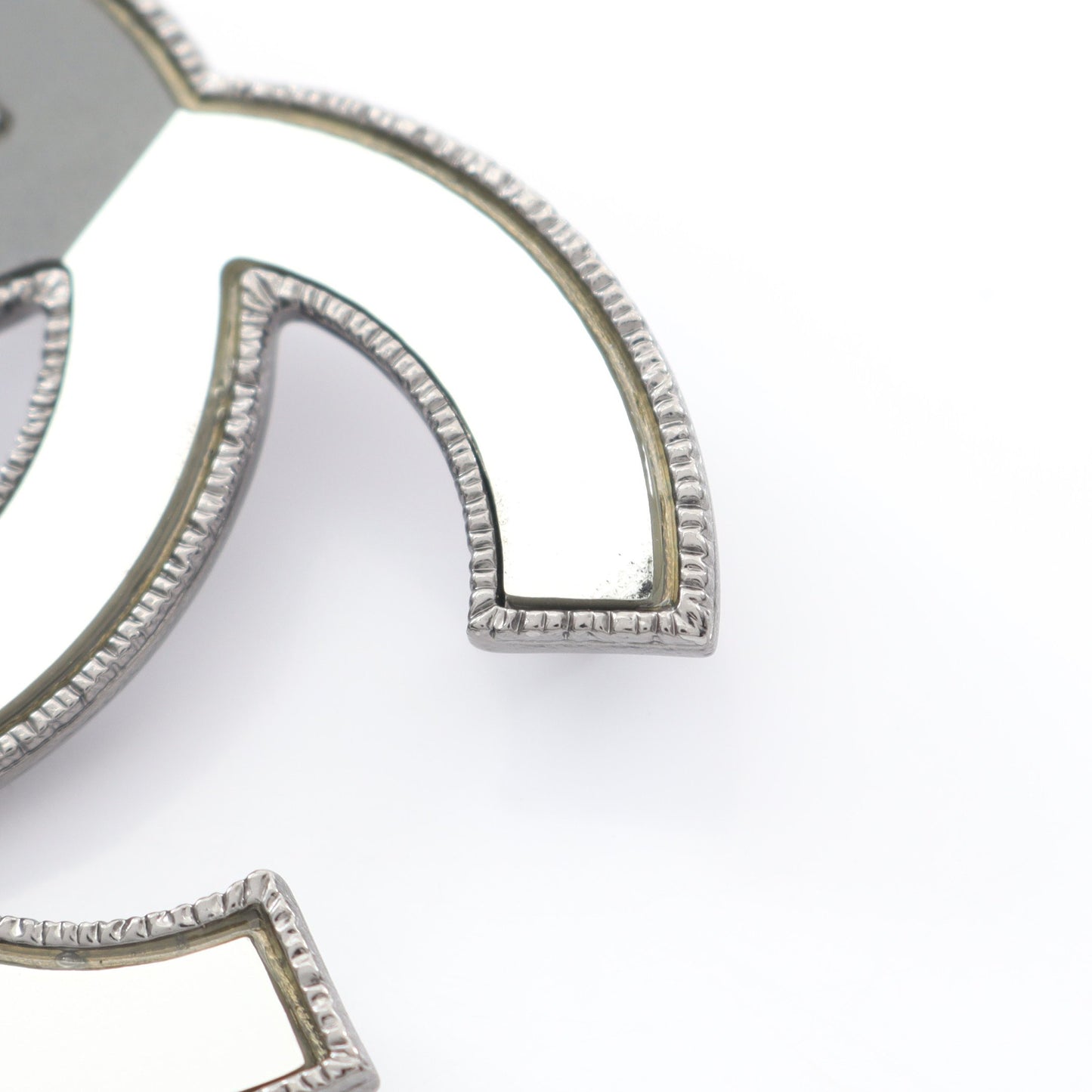 ココマーク ブローチ シルバー ブラック A16B シャネル アクセサリー CHANEL