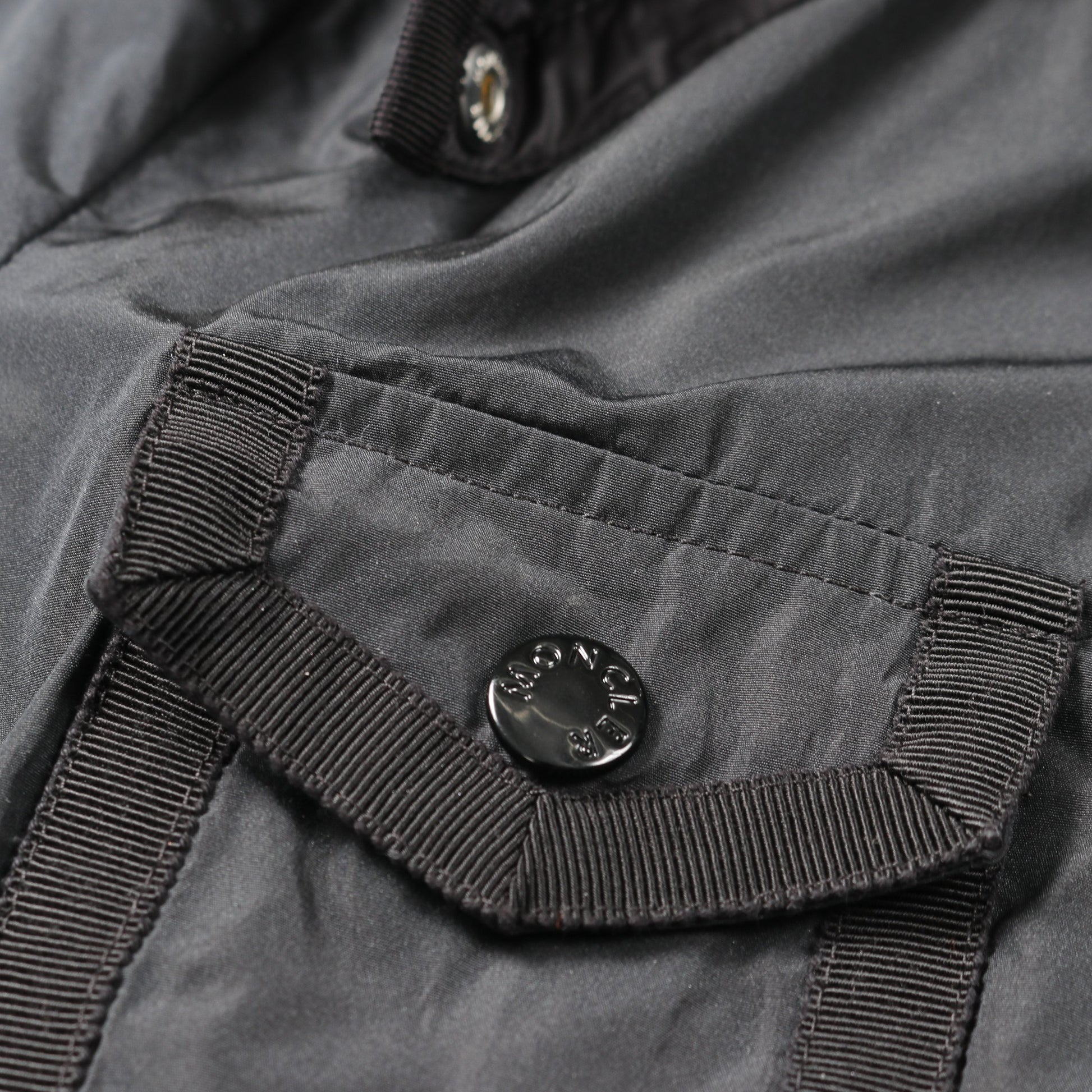 ROSE ダウンジャケット ブラック モンクレール アウター MONCLER