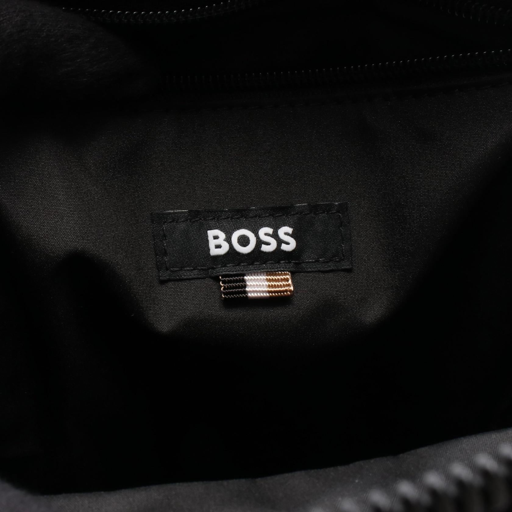 【BOSS】新品未使用　ボディバッグ BOSS（HUGO BOSS） ショルダーバッグ ストラクチャード クロスボディ
