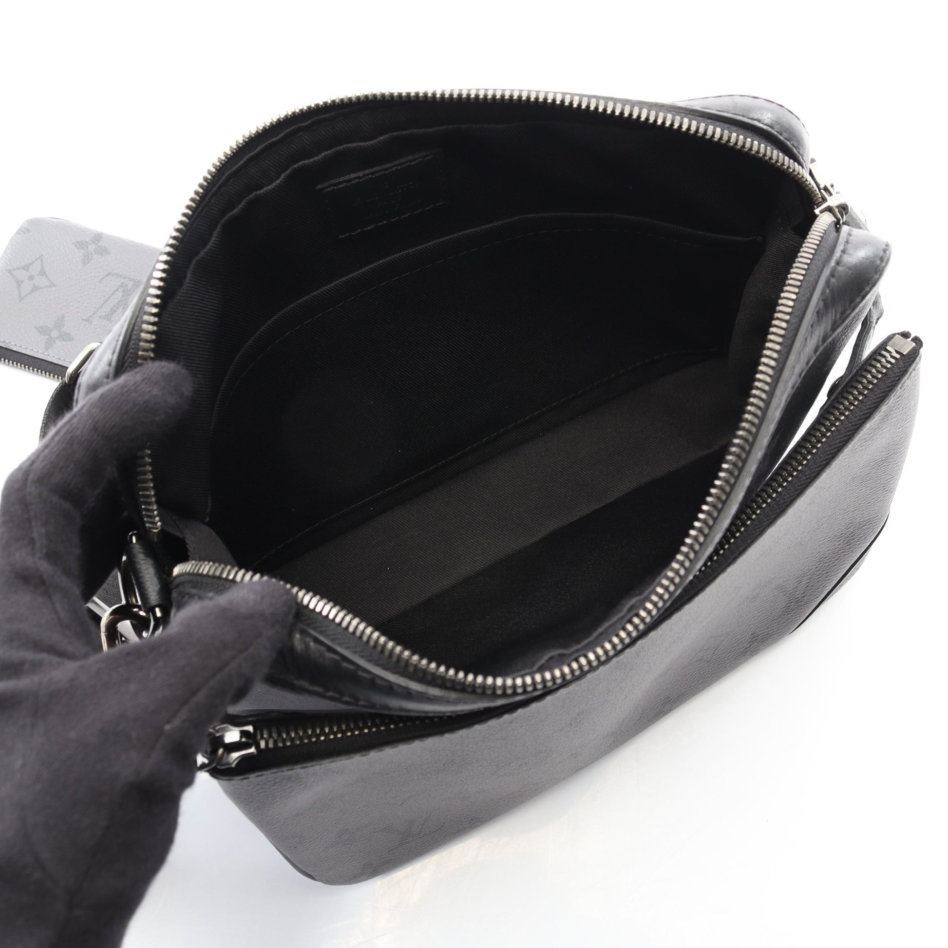 トリオ メッセンジャー モノグラム エクリプス ショルダーバッグ PVC レザー ブラック グレー ルイヴィトン バッグ LOUIS VUITTON