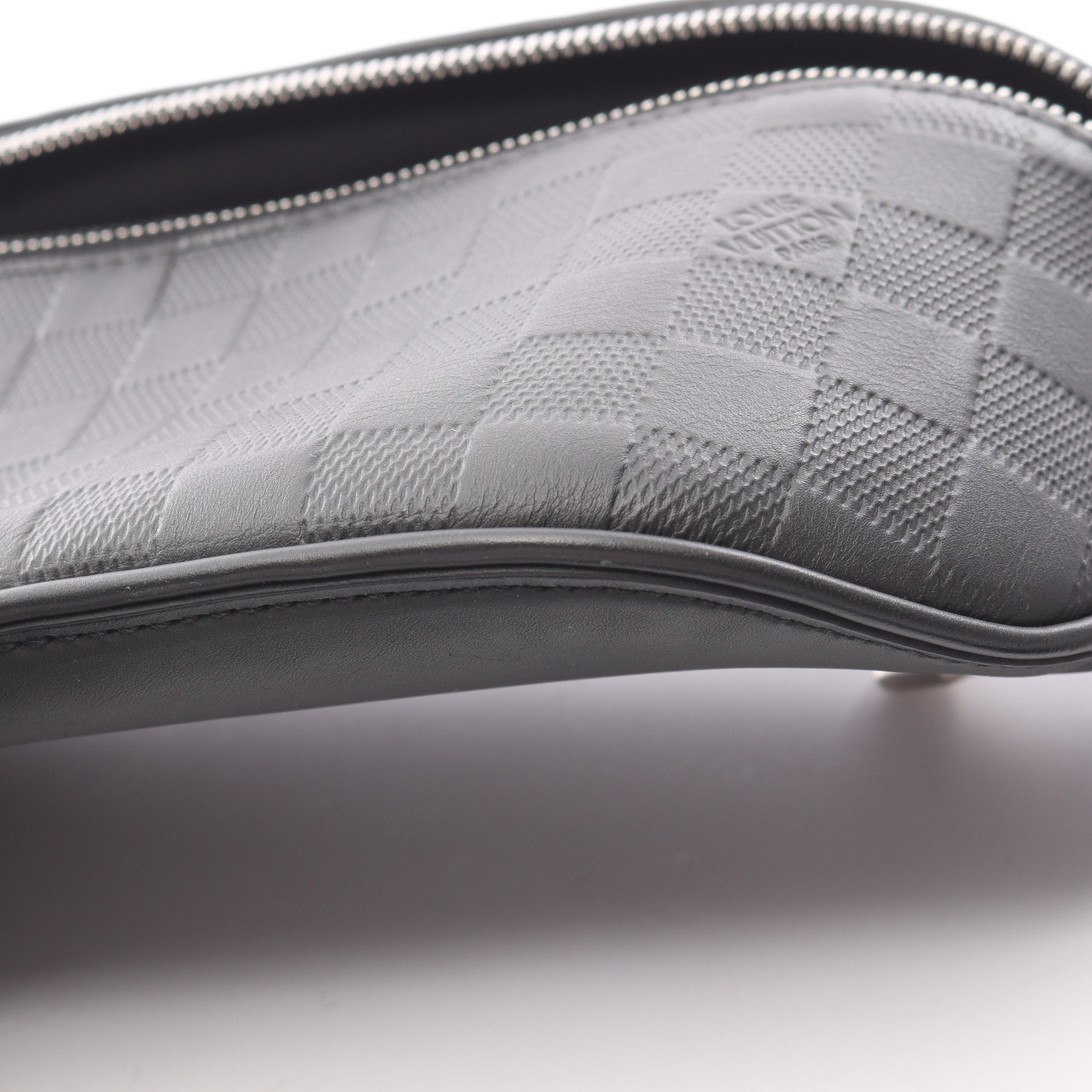 ダミエ アンフィニ バムバッグ ボディバッグ ウエストバッグ レザー