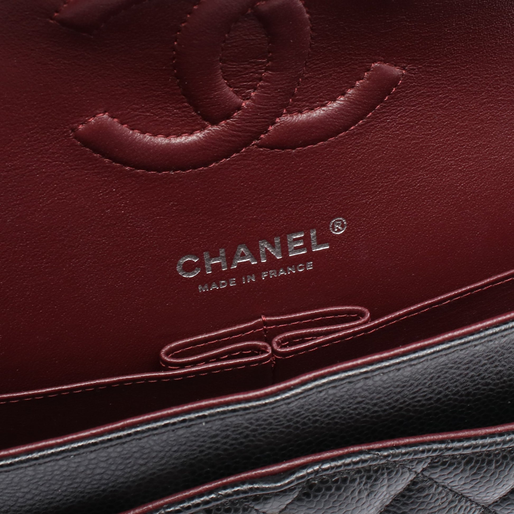 マトラッセ Wフラップ Wチェーンショルダーバッグ キャビアスキン ブラック シルバー金具 シャネル バッグ CHANEL