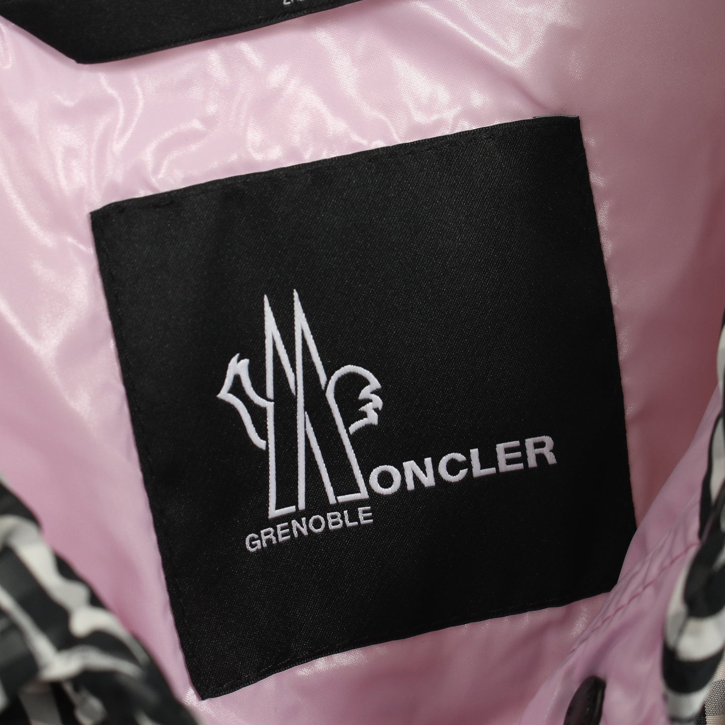 NANGY ダウンジャケット ギンガムチェック ブラック ホワイト モンクレールグルノーブル アウター MONCLER GRENOBLE
