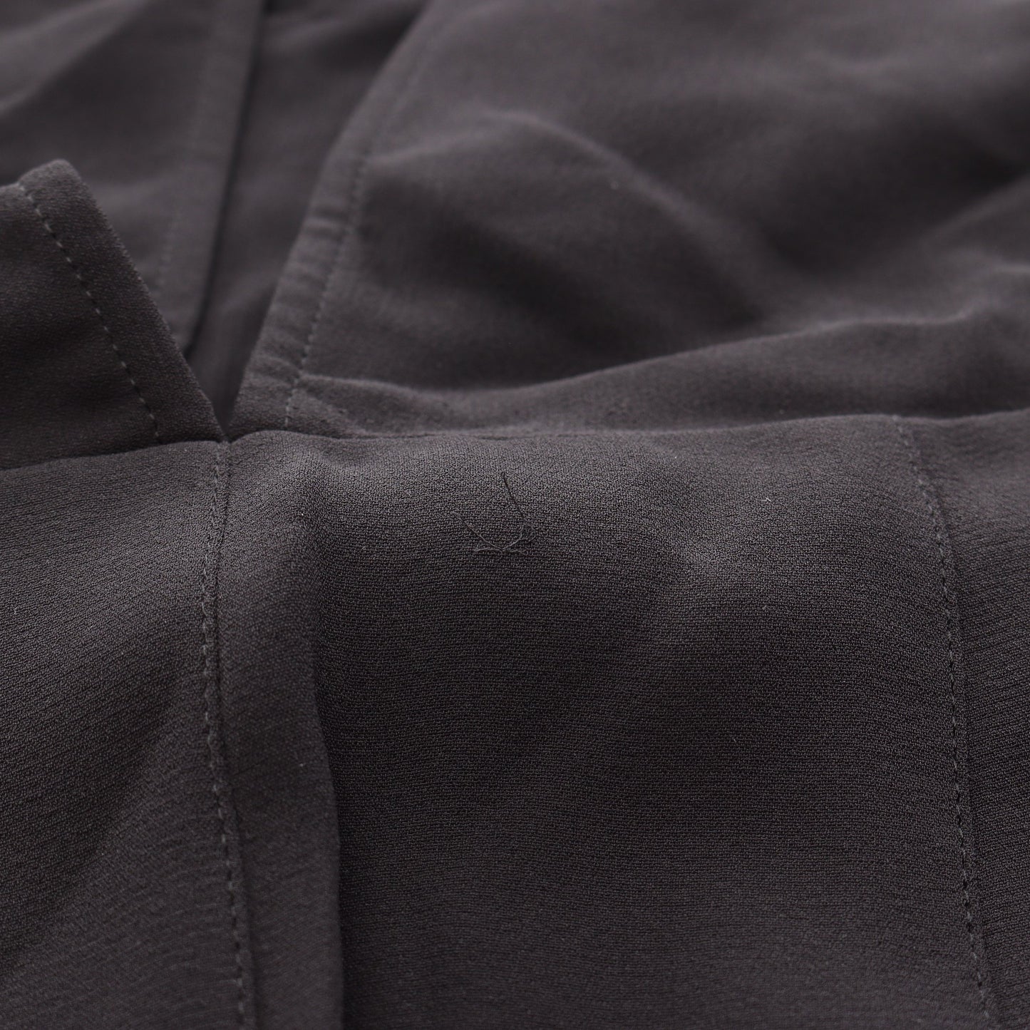 Emelia Pleated ワンピース シルク ブラック 袖ファスナー バーバリー ワンピース BURBERRY