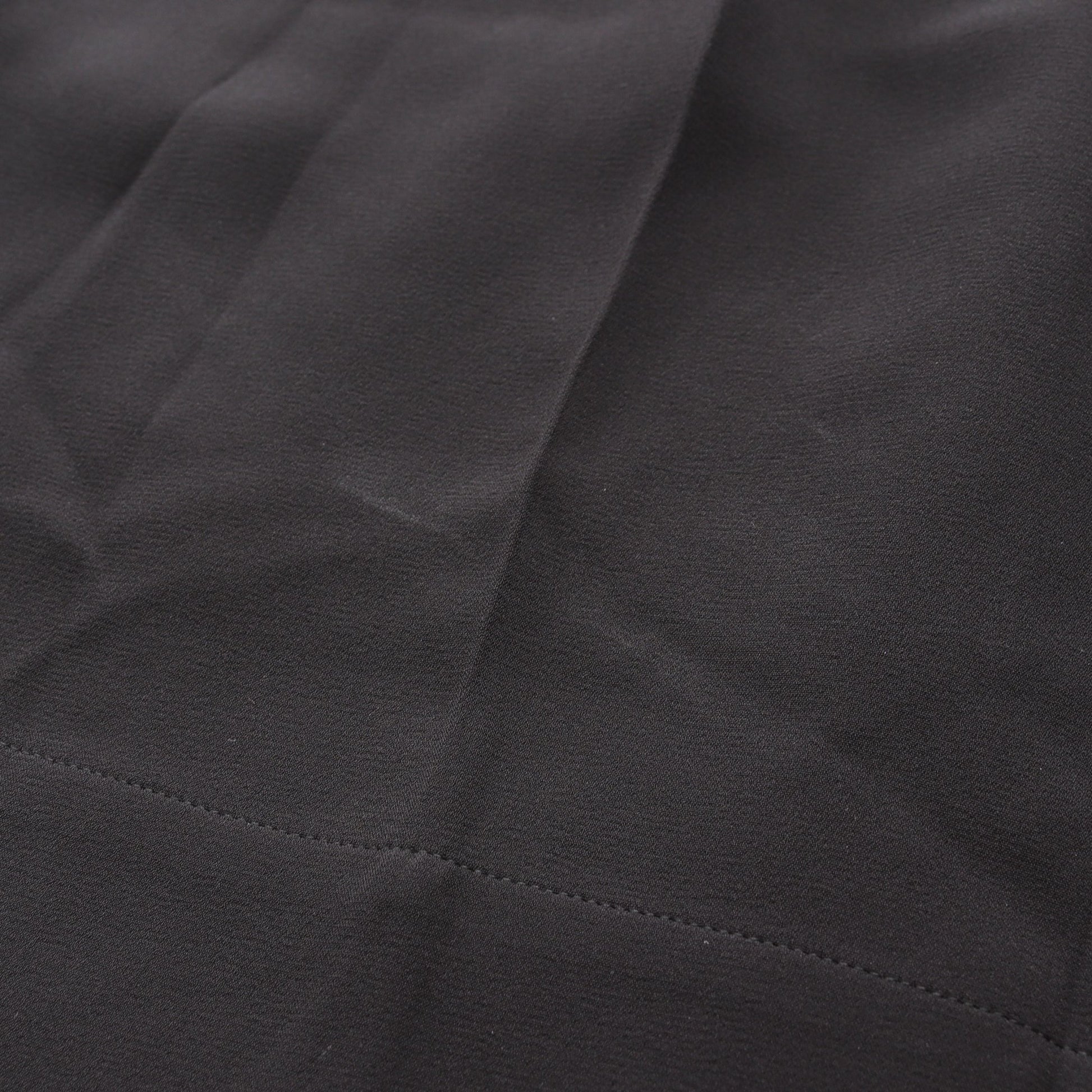 Emelia Pleated ワンピース シルク ブラック 袖ファスナー バーバリー ワンピース BURBERRY