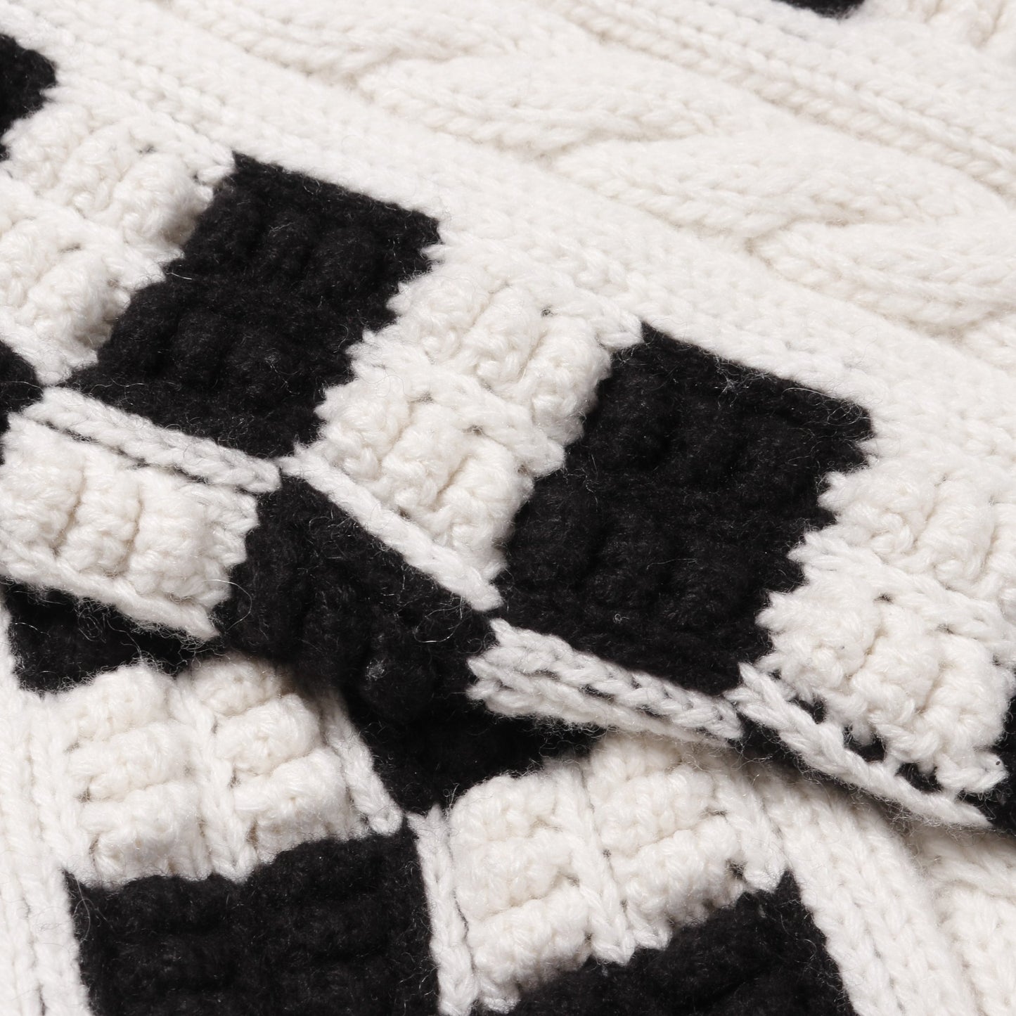 ココマークボタン ニット カシミヤ ホワイト ブラック シャネル トップス CHANEL