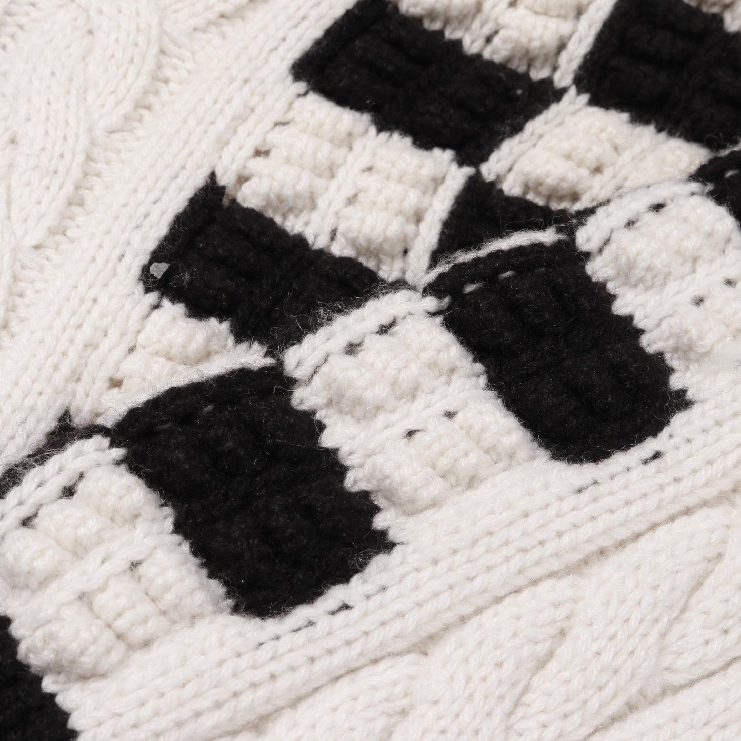 ココマークボタン ニット カシミヤ ホワイト ブラック シャネル トップス CHANEL