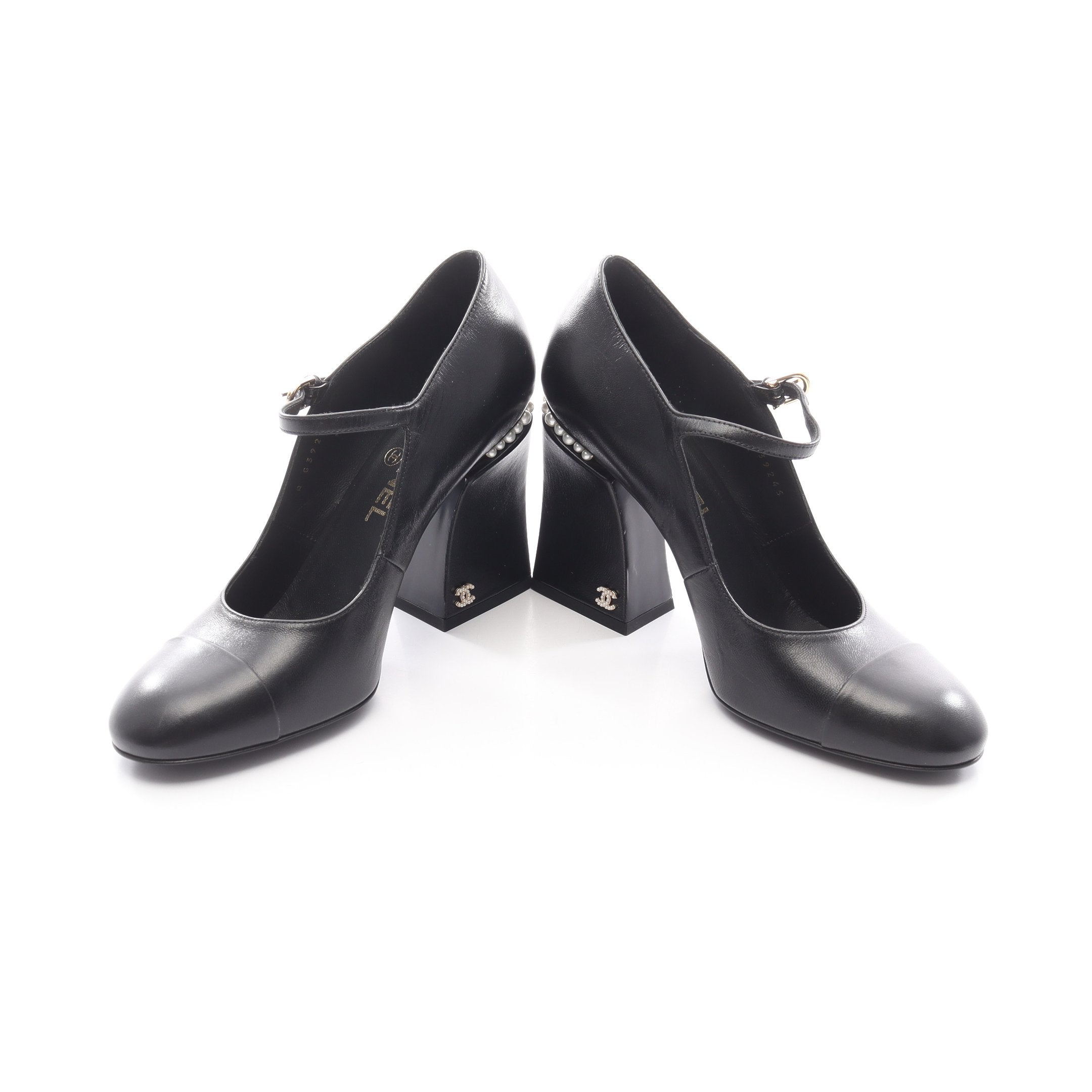 シャネル レザー パール ココマーク パンプス ブラック ココマーク パンプス レザー パール ブラック ホワイト シャネル – RECLO