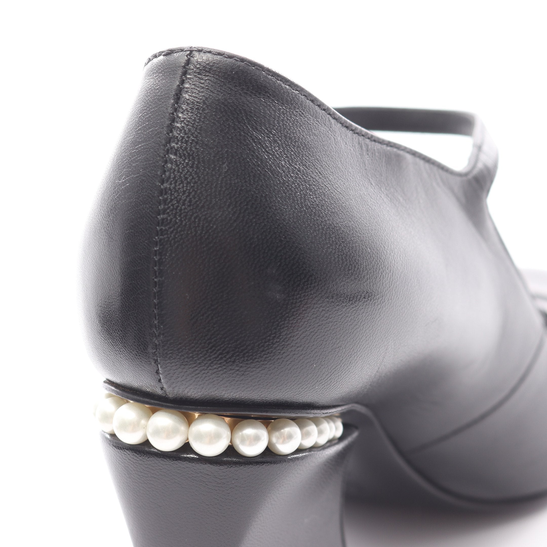 ココマーク パンプス レザー パール ブラック ホワイト シャネル – RECLO