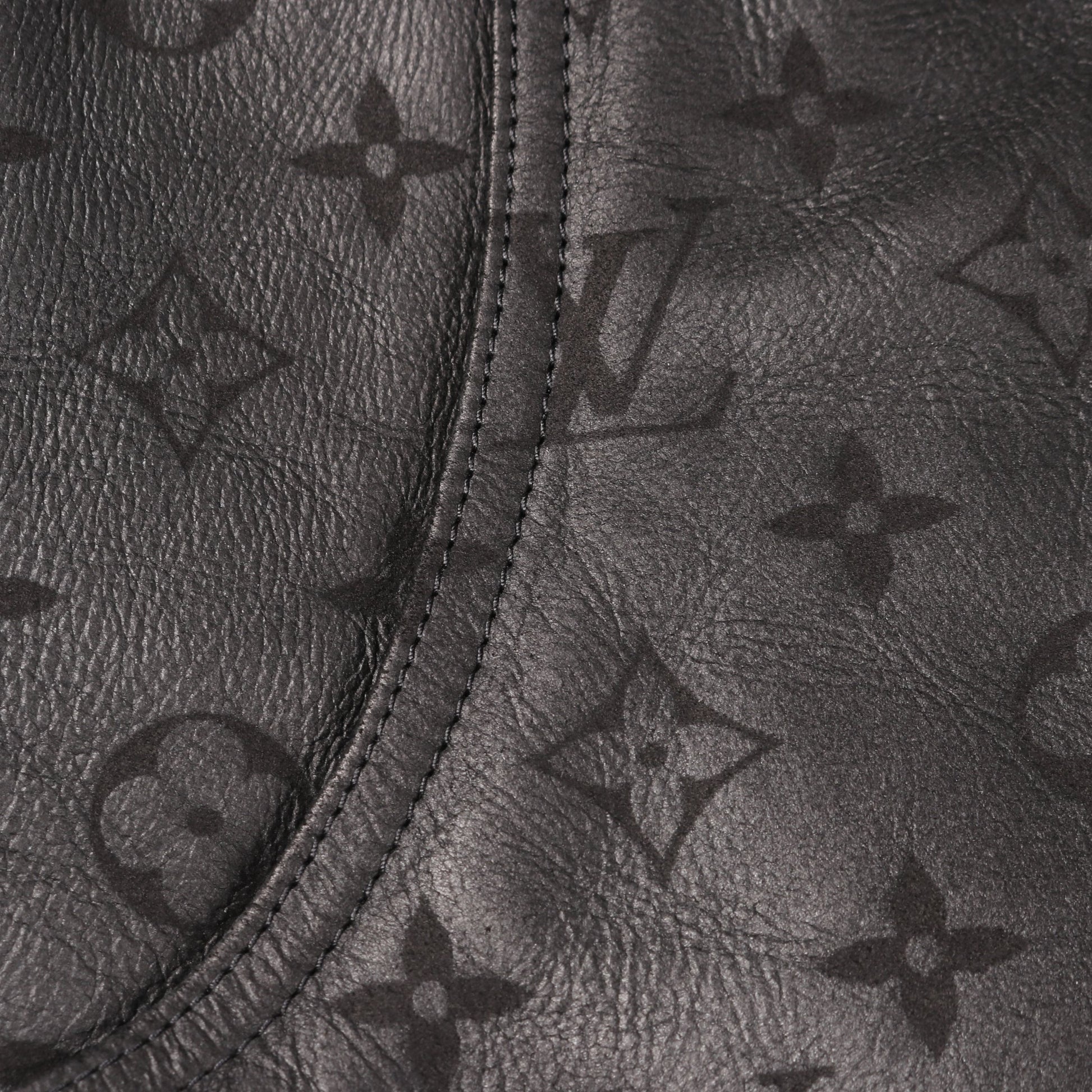 シアリングエンボス モノグラム ブルゾン レザージャケット ボア レザー ブラック ルイヴィトン アウター LOUIS VUITTON