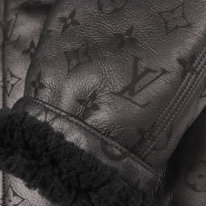 シアリングエンボス モノグラム ブルゾン レザージャケット ボア レザー ブラック ルイヴィトン アウター LOUIS VUITTON