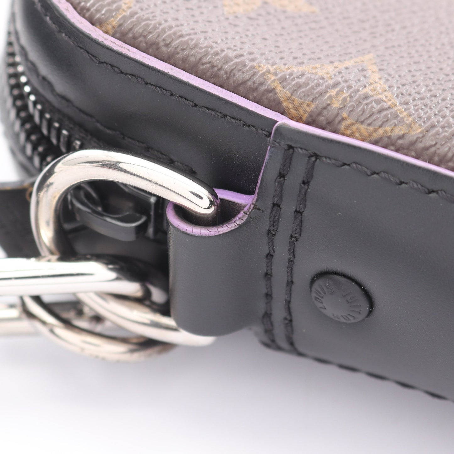 トリオ メッセンジャー モノグラムマカサー ショルダーバッグ PVC レザー ブラウン ブラック パープル ルイヴィトン バッグ LOUIS VUITTON