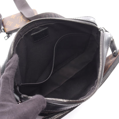トリオ メッセンジャー モノグラムマカサー ショルダーバッグ PVC レザー ブラウン ブラック パープル ルイヴィトン バッグ LOUIS VUITTON