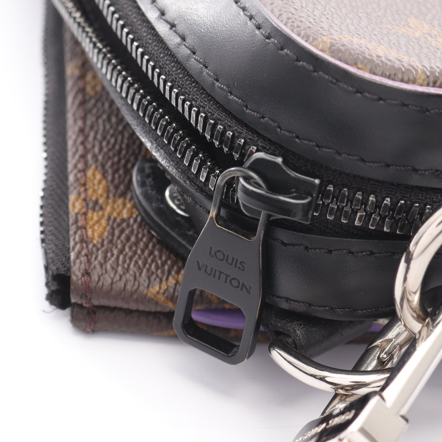 トリオ メッセンジャー モノグラムマカサー ショルダーバッグ PVC レザー ブラウン ブラック パープル ルイヴィトン バッグ LOUIS VUITTON