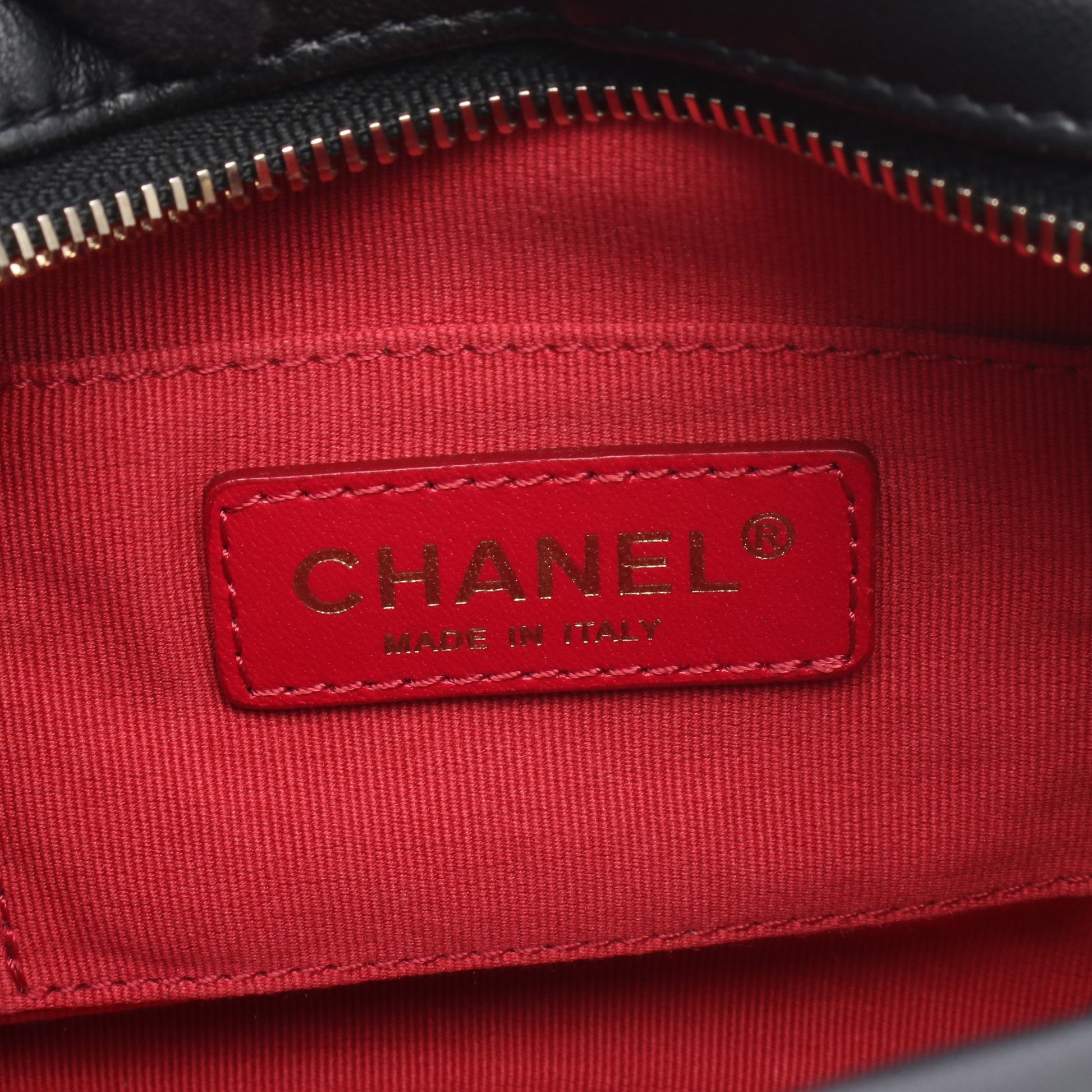 マトラッセ チェーンショルダーバッグ レザー ブラック ゴールド金具 フェイクパール シャネル バッグ CHANEL